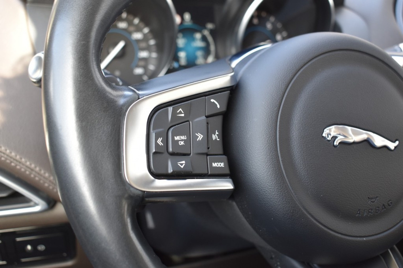 Foto van Jaguar F-pace