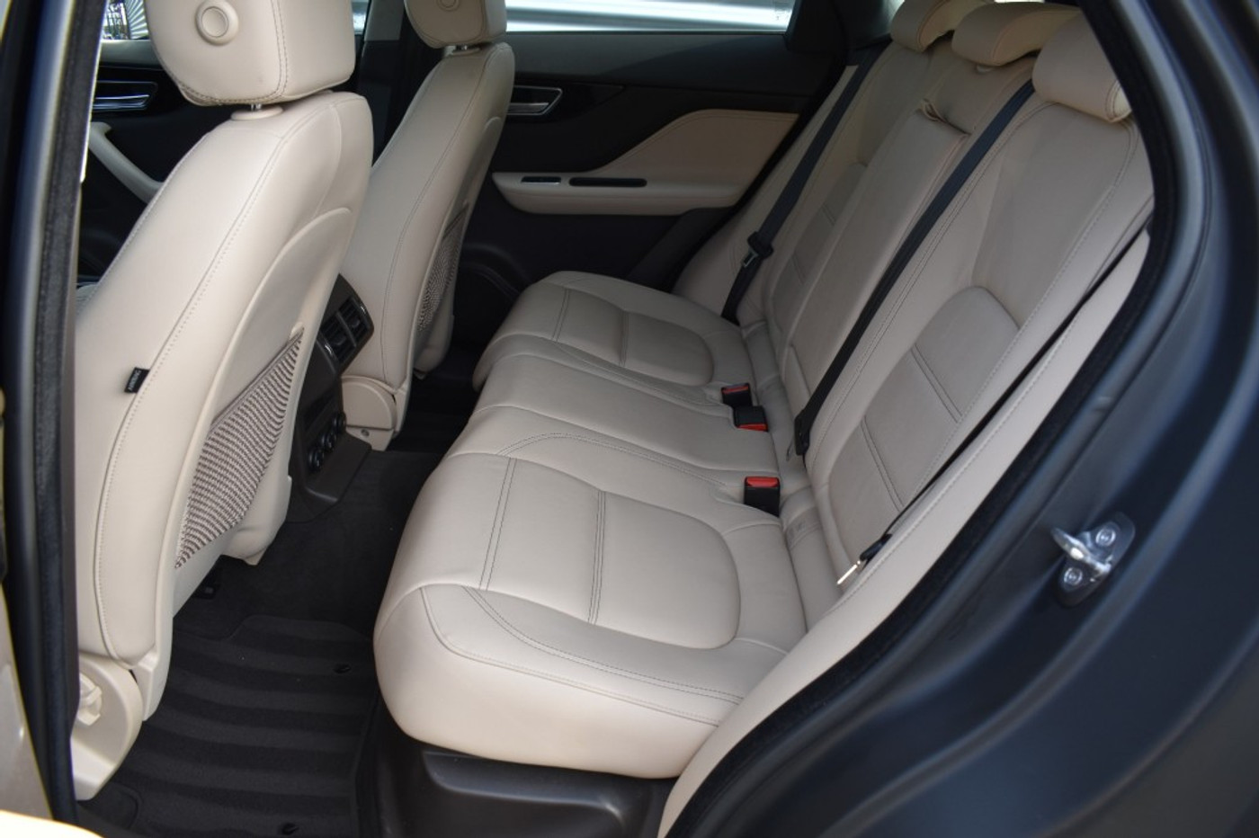 Foto van Jaguar F-pace
