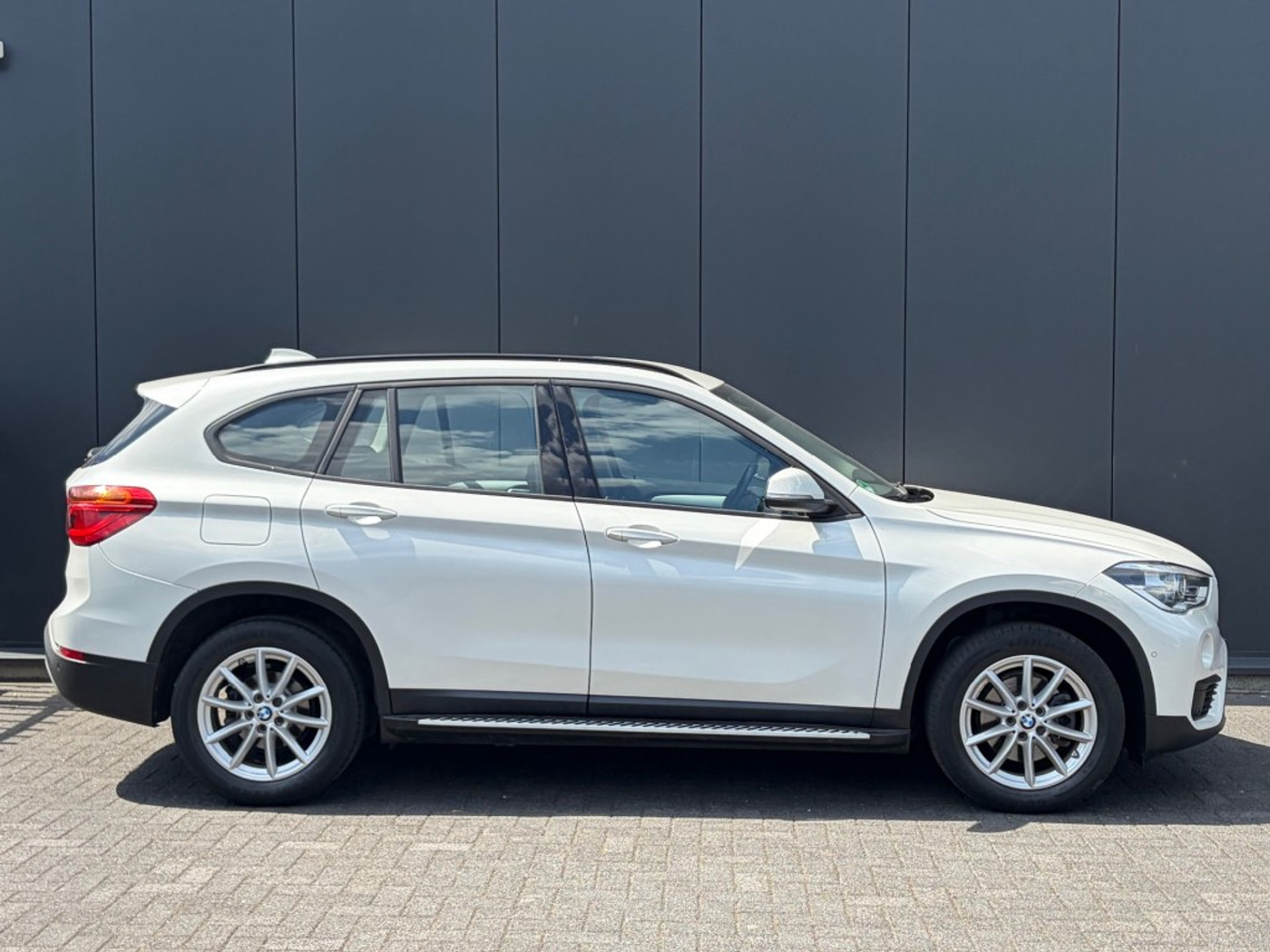Foto van BMW X1 Sdrive18i