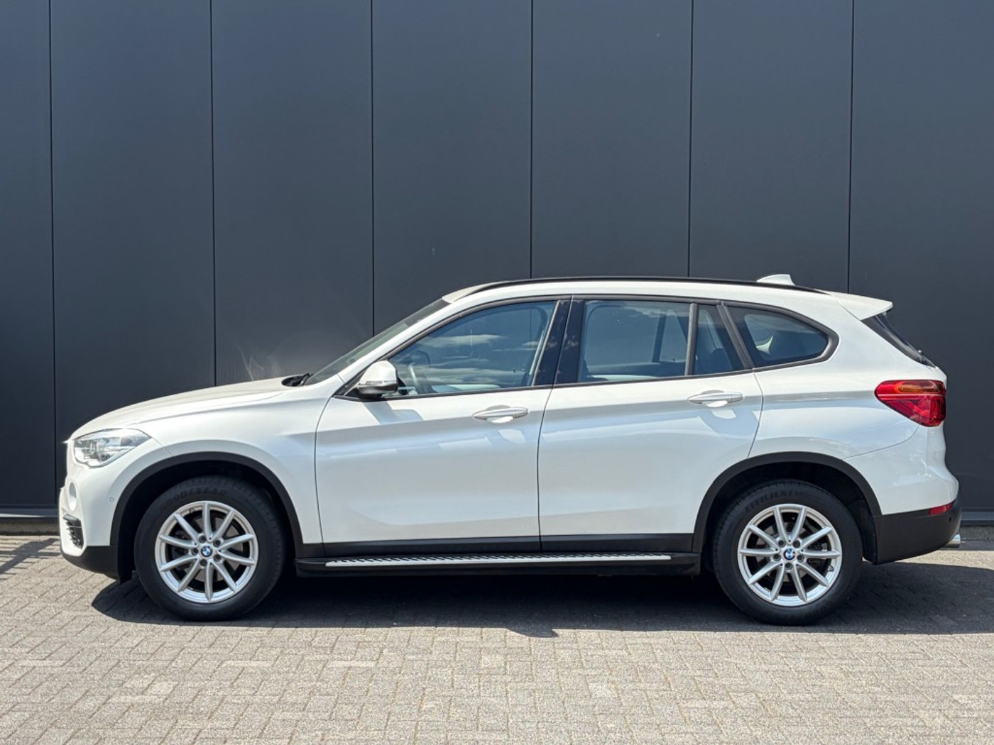 Foto van BMW X1 Sdrive18i