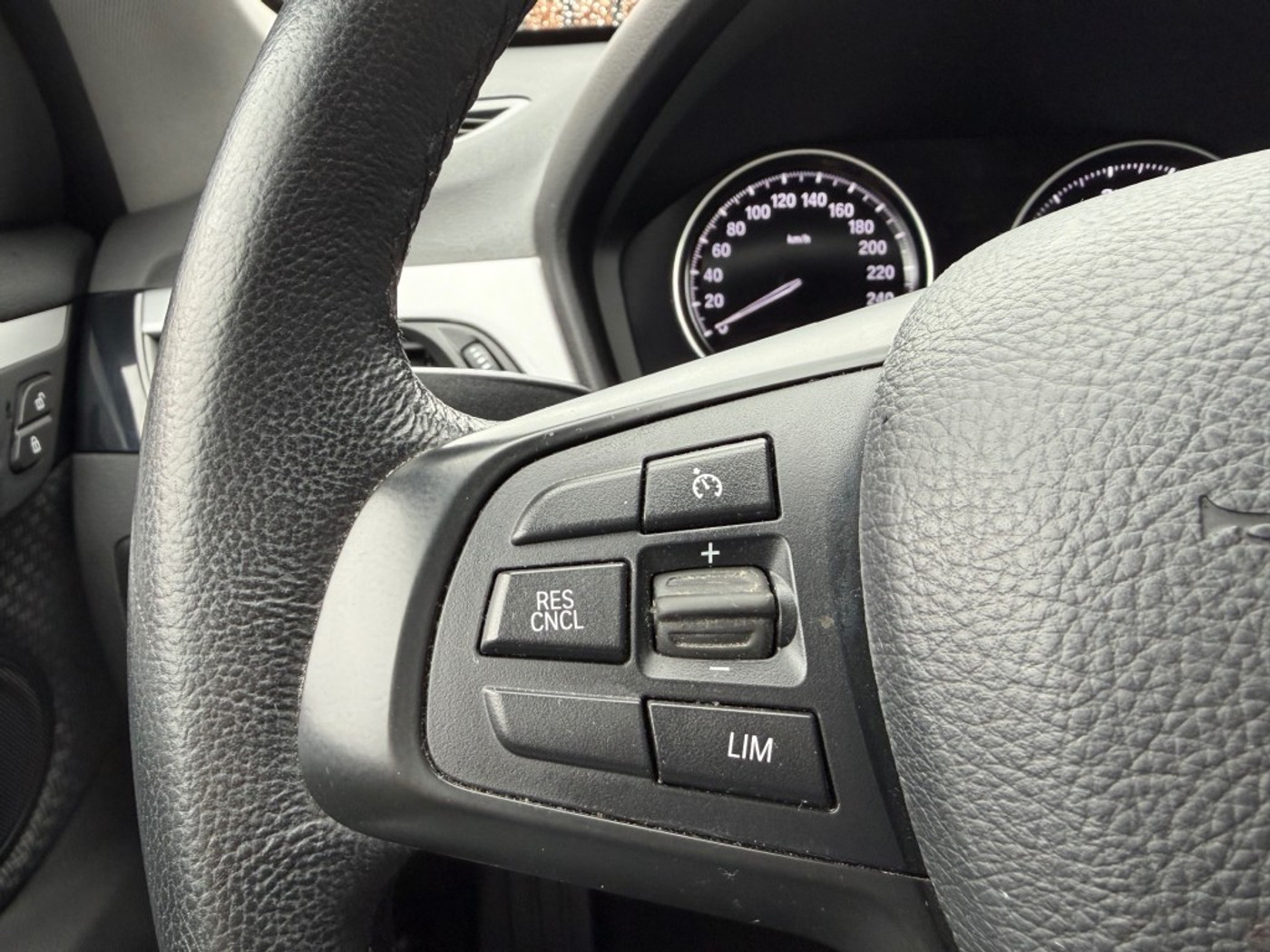 Foto van BMW X1 Sdrive18i
