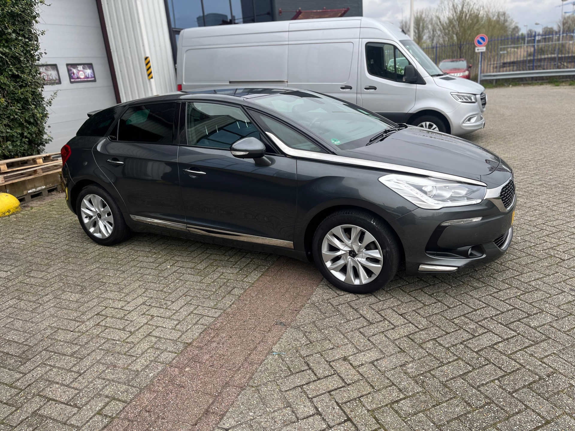 Foto van DS DS 5
