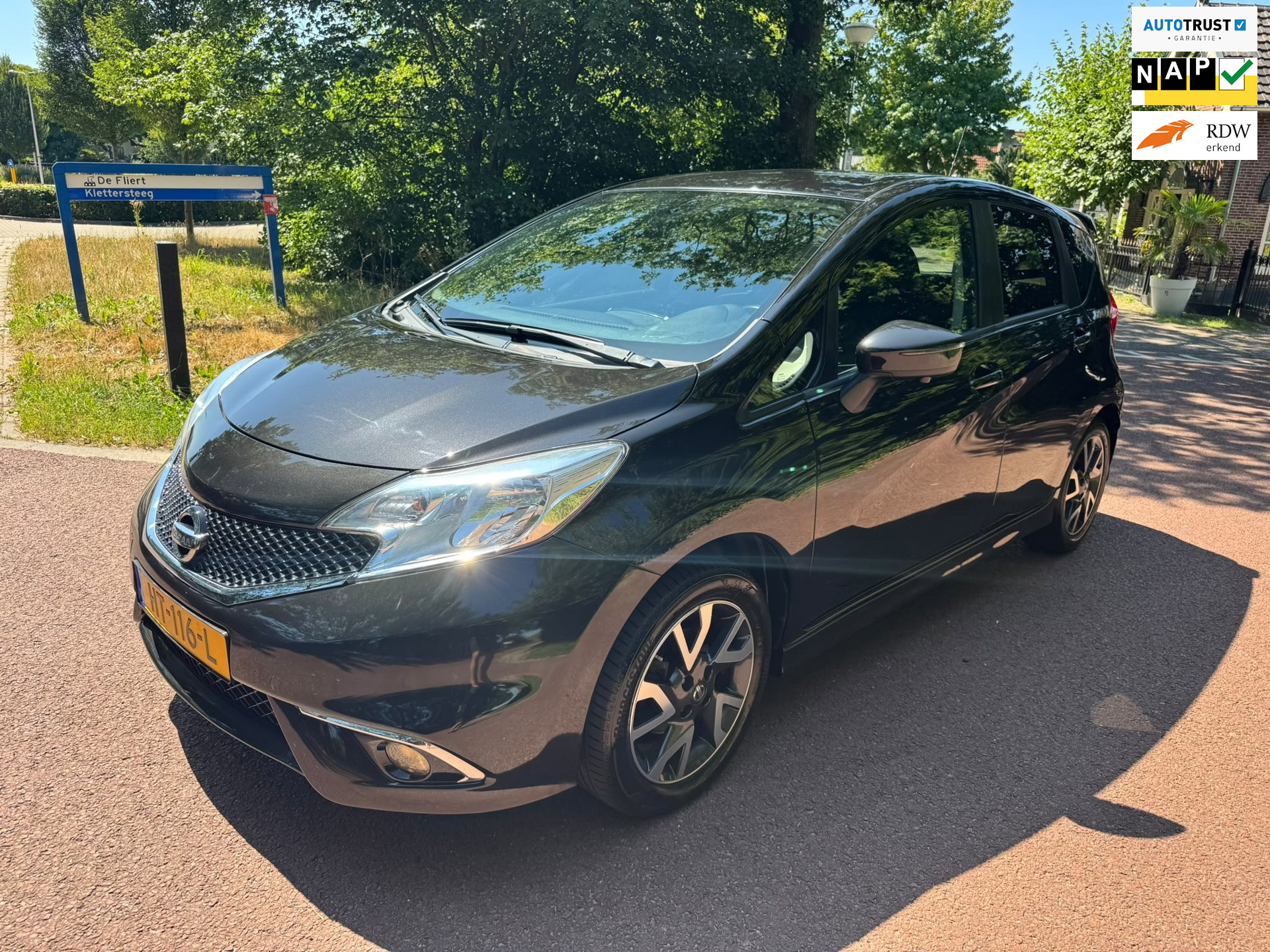 Nissan Nissan Note 1.2 DIG-S Tekna / Navi / camera / Airco / NAP / Aux / Bt / 2015 - voorkant