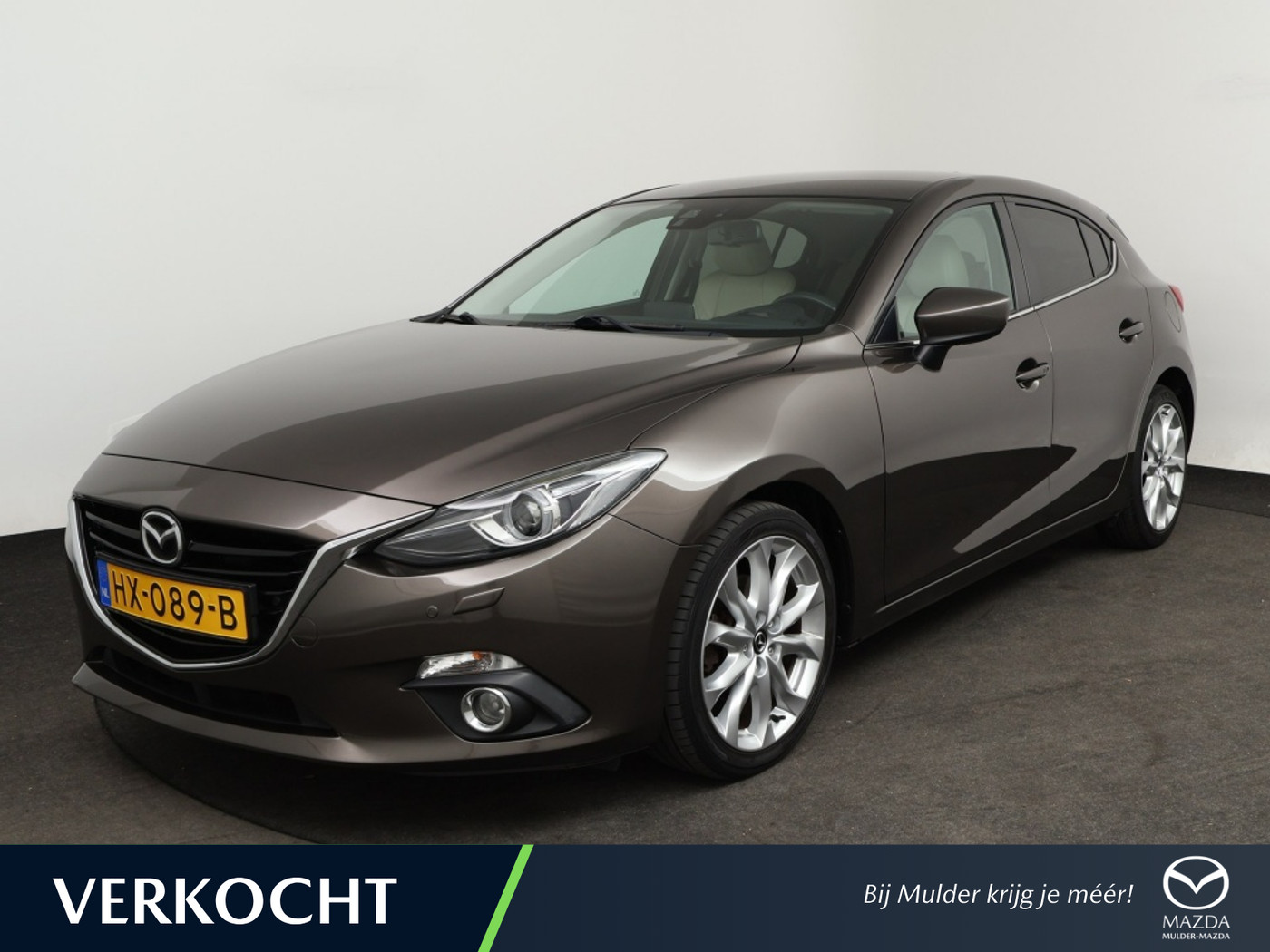 Mazda Mazda3 2.0 GT-M LEER NAVI 18" LMV PDC 2016 - voorkant