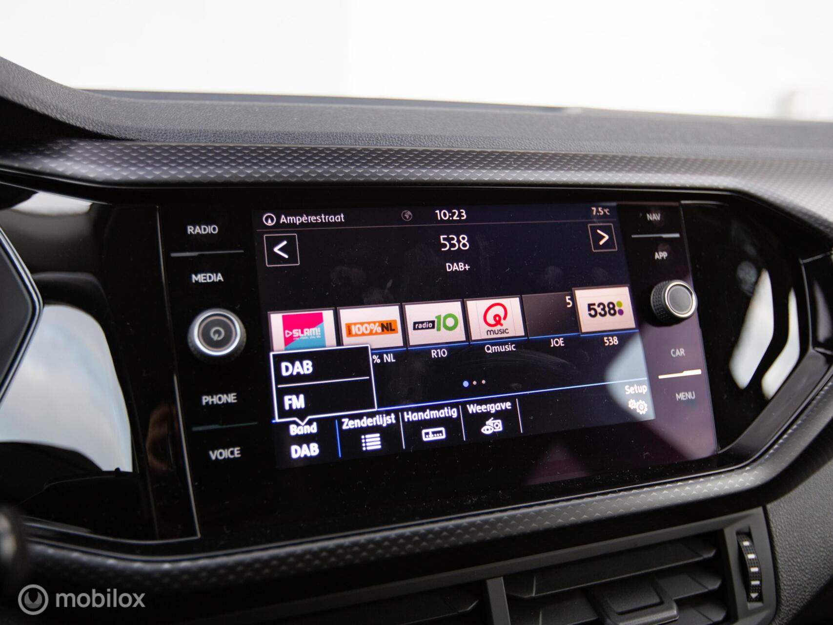 Foto van Volkswagen T-cross