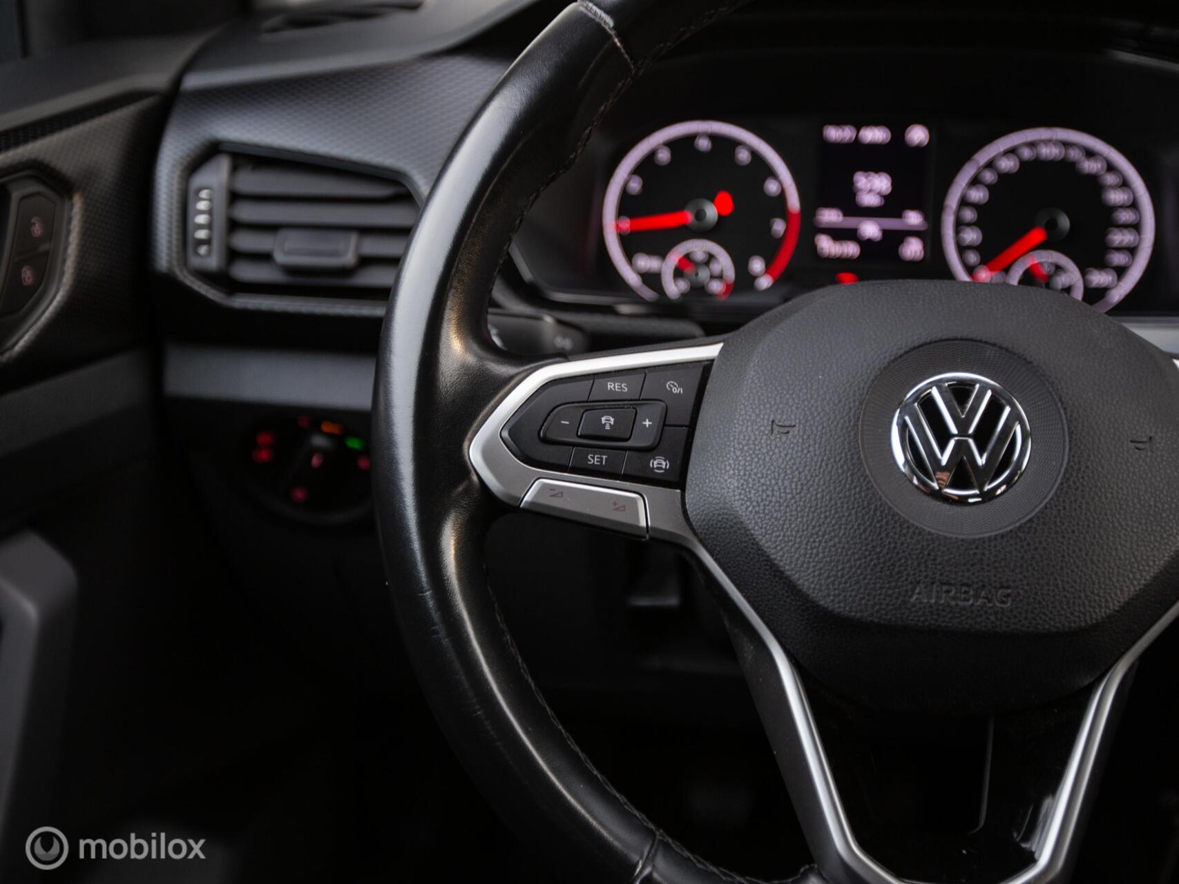 Foto van Volkswagen T-cross