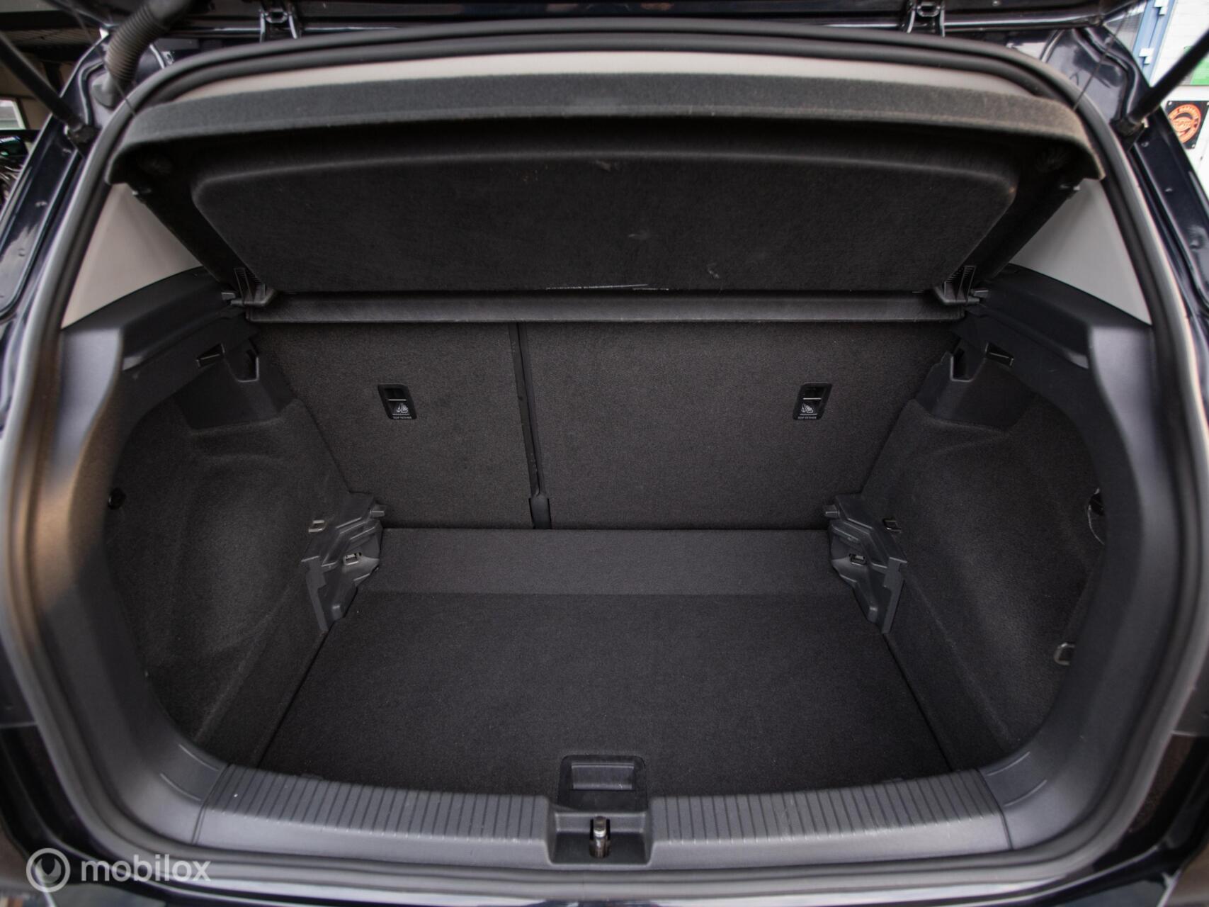 Foto van Volkswagen T-cross