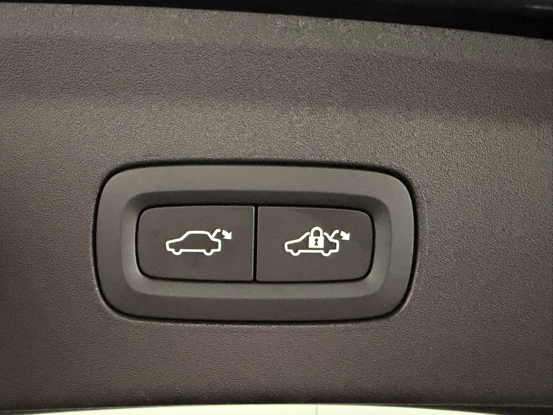 Foto van Polestar 2