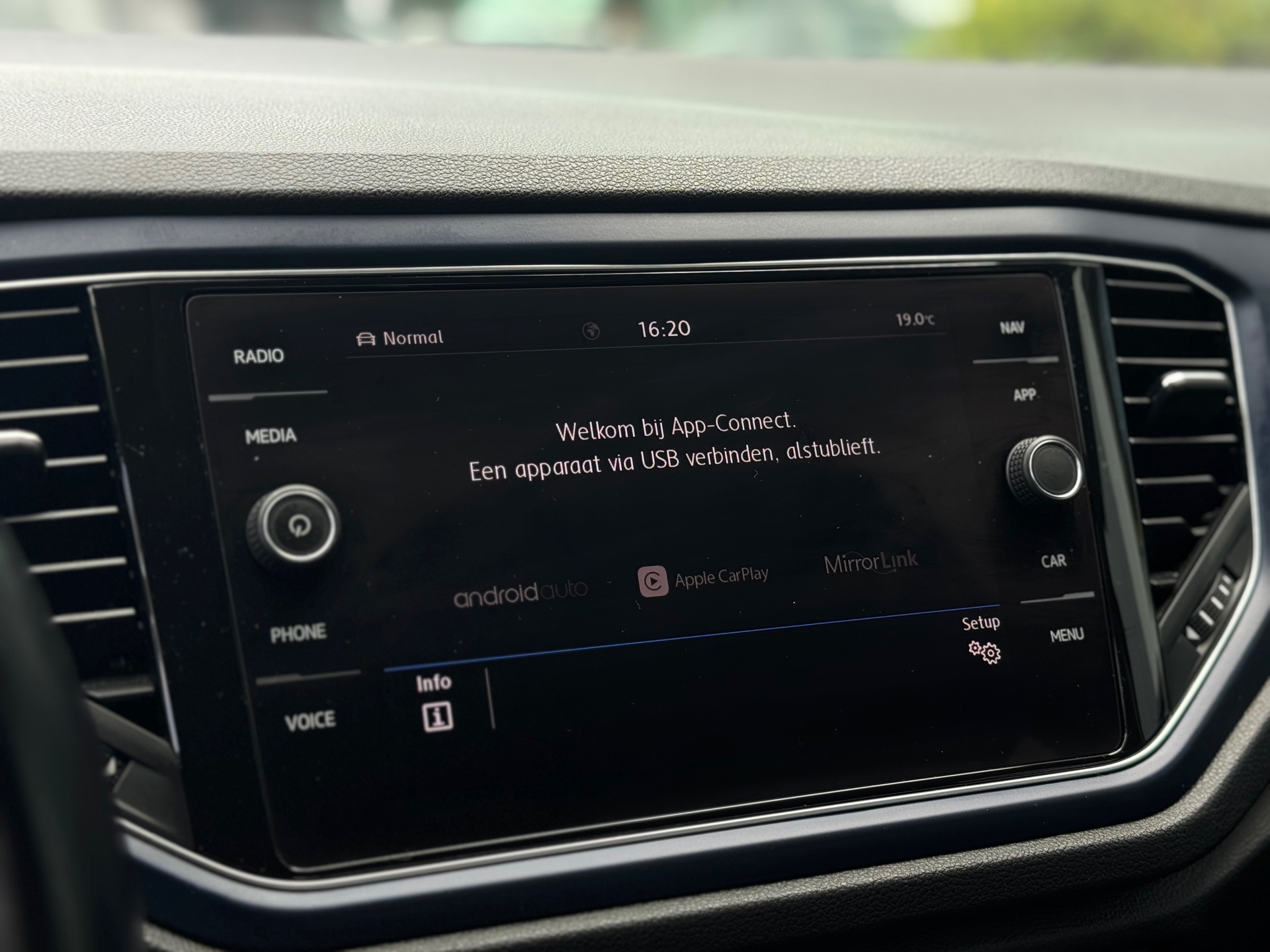 Foto van Volkswagen T-roc
