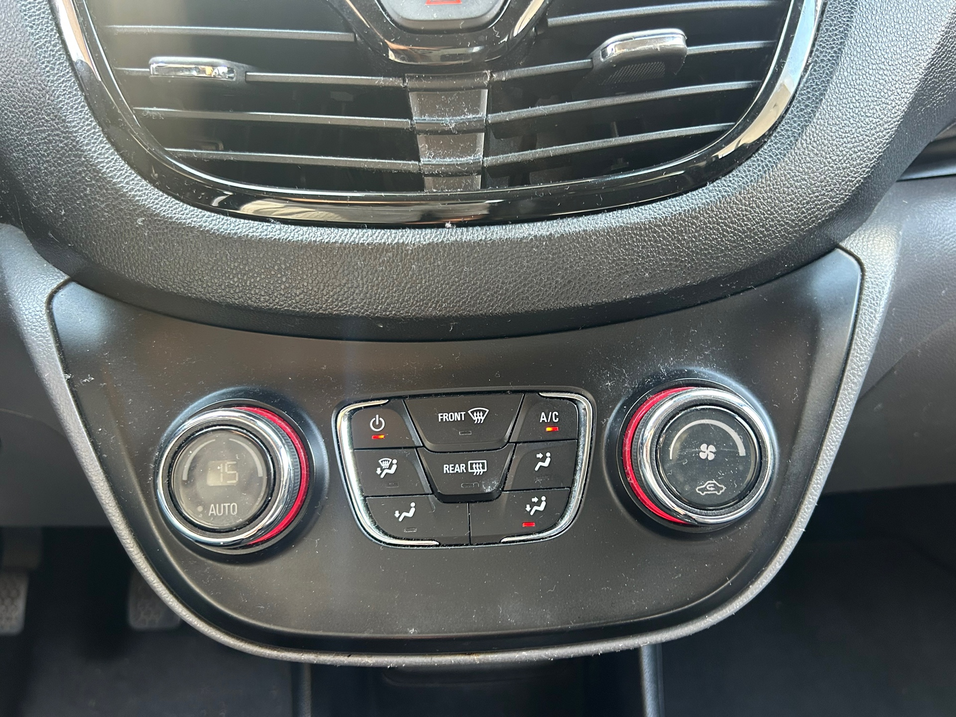 Foto van Opel Karl / Viva