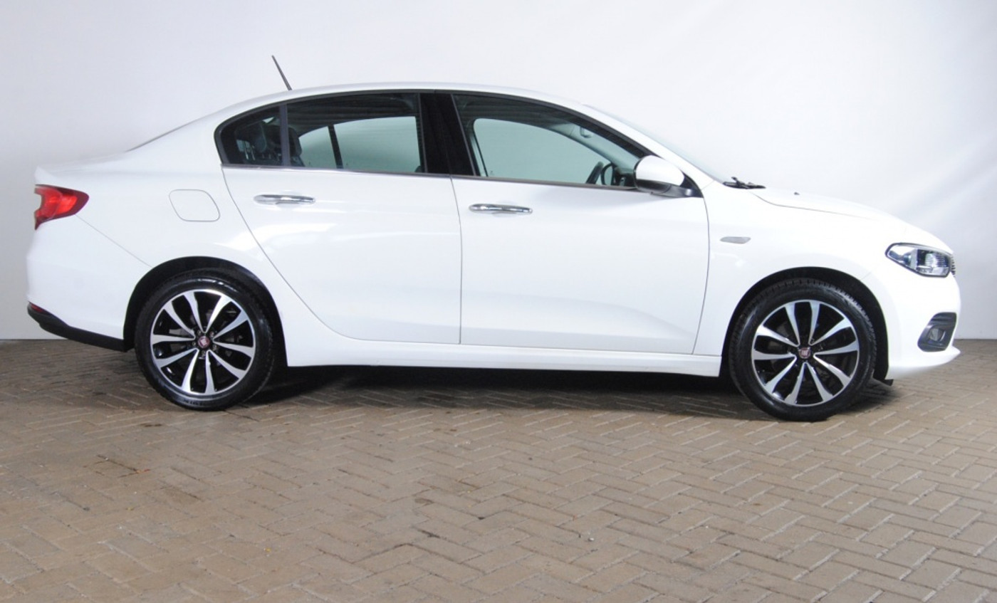 Foto van Fiat Fiat Tipo