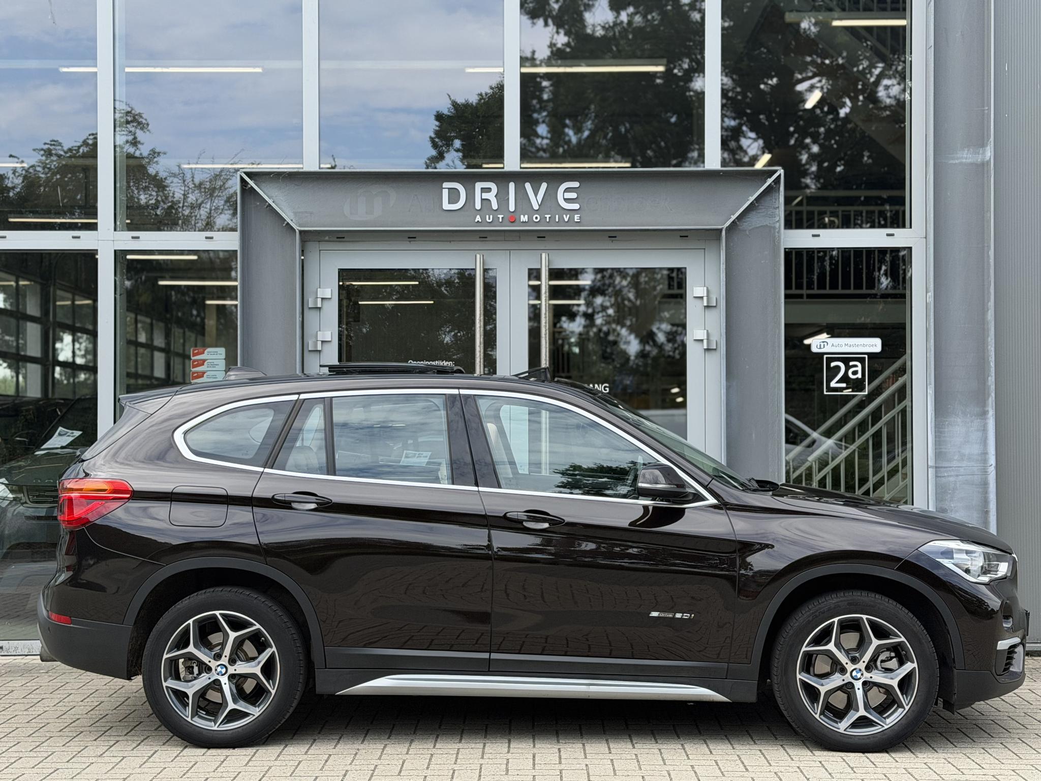 Foto van BMW X1 Sdrive20i