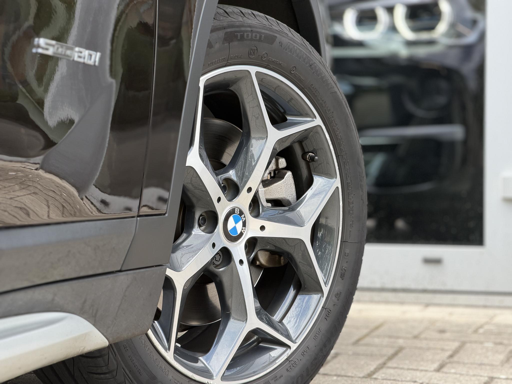 Foto van BMW X1 Sdrive20i