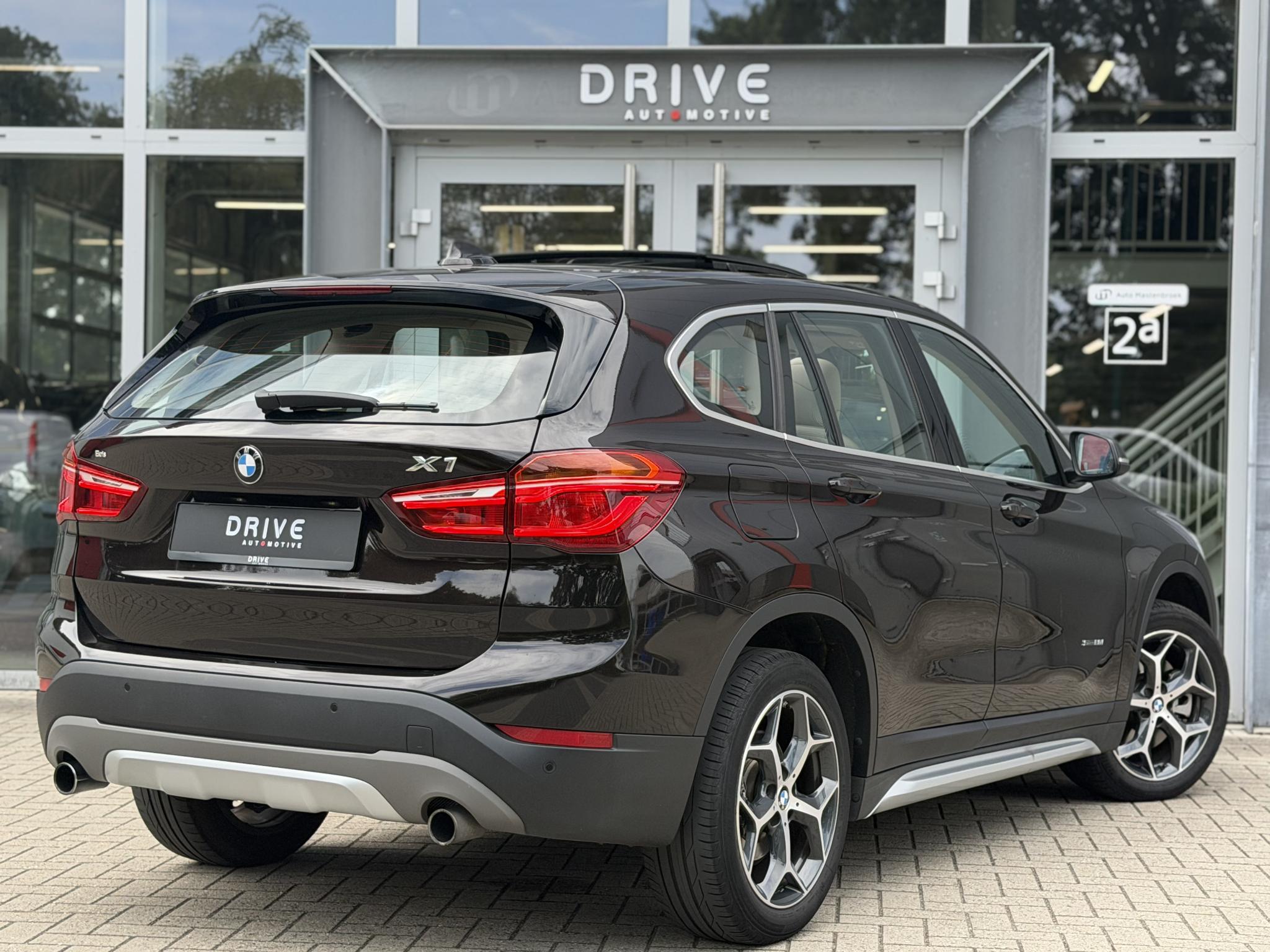 Foto van BMW X1 Sdrive20i