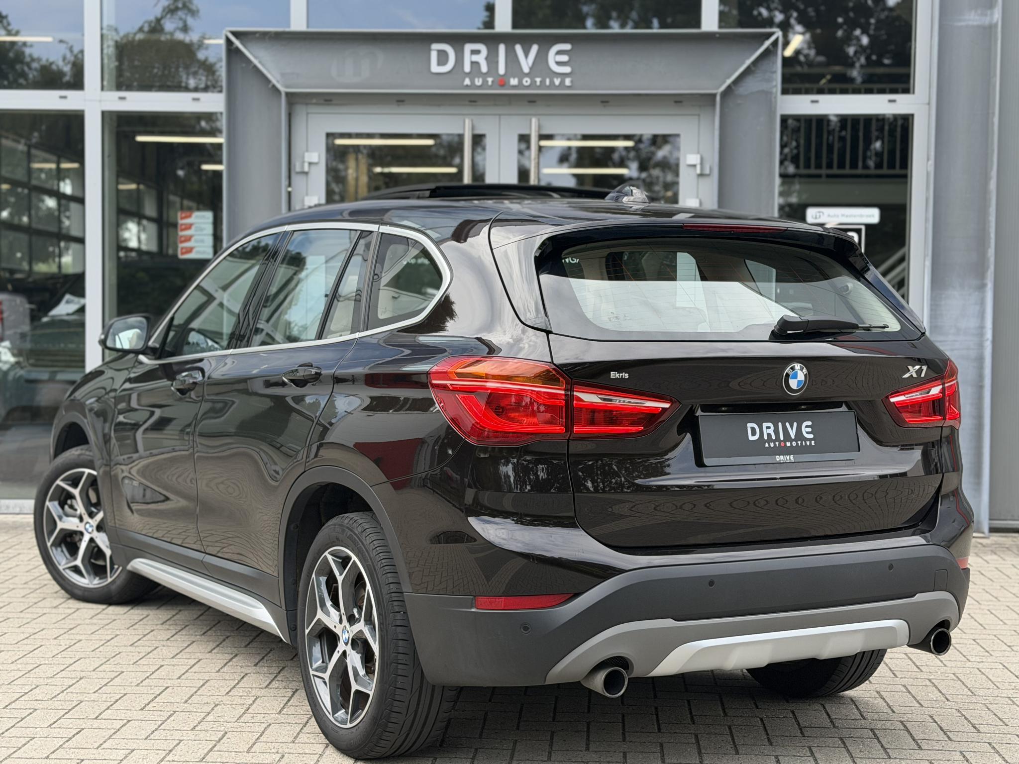 Foto van BMW X1 Sdrive20i