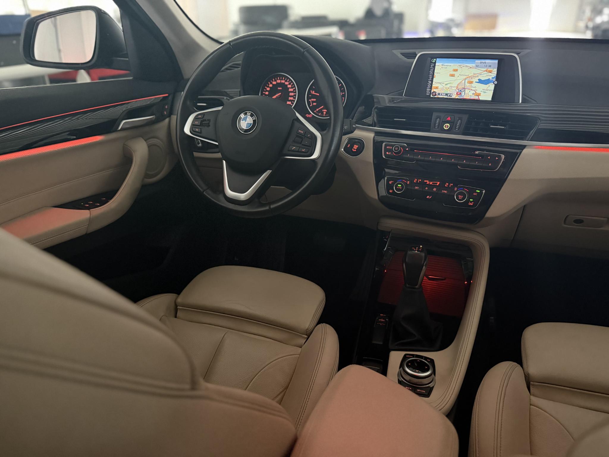 Foto van BMW X1 Sdrive20i