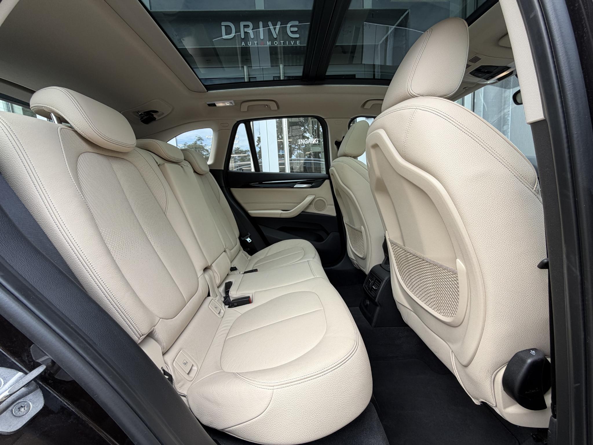 Foto van BMW X1 Sdrive20i