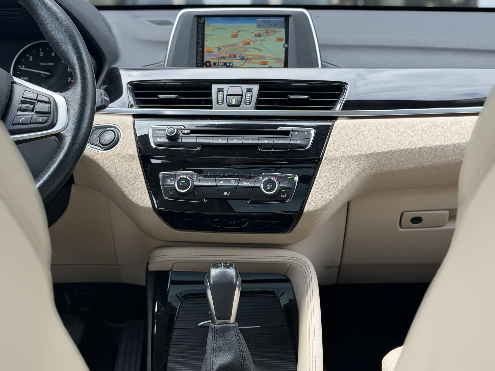 Foto van BMW X1 Sdrive20i