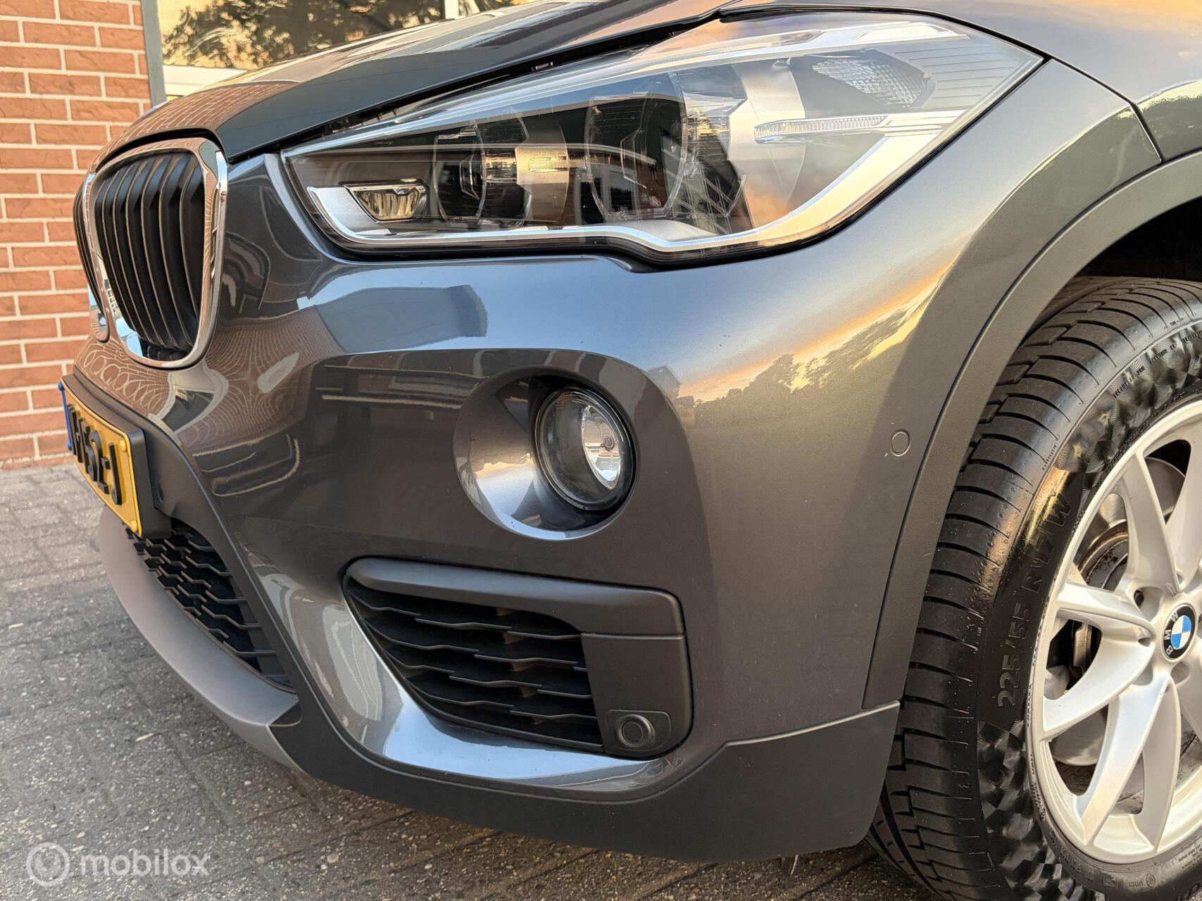 Foto van BMW X1 Sdrive20i