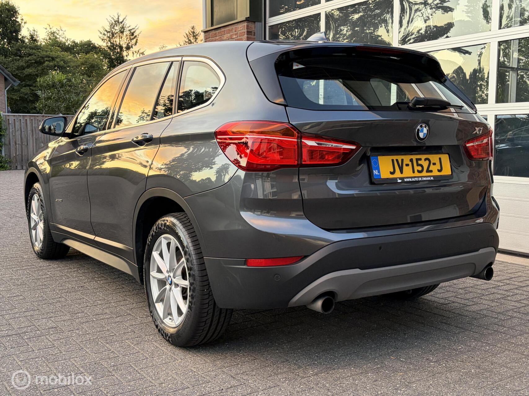 Foto van BMW X1 Sdrive20i