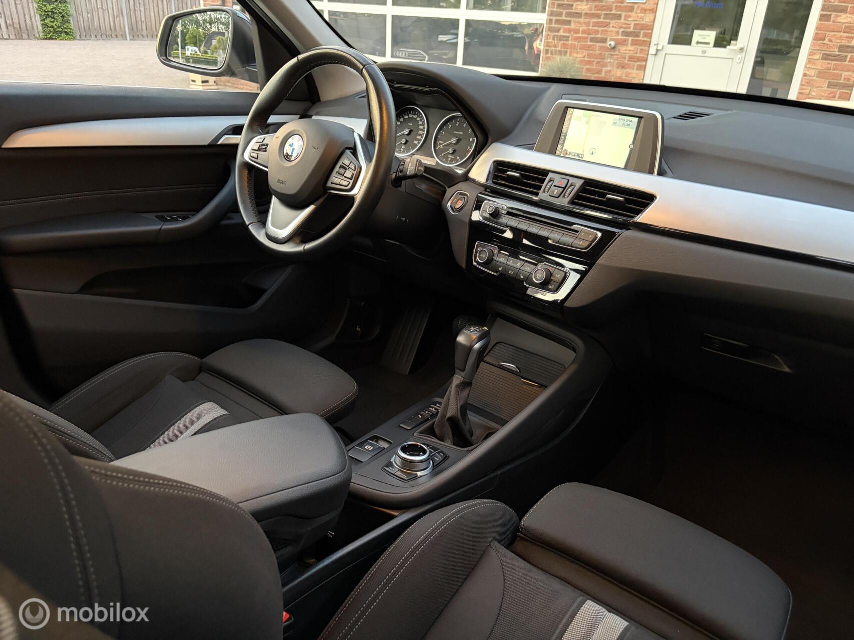 Foto van BMW X1 Sdrive20i