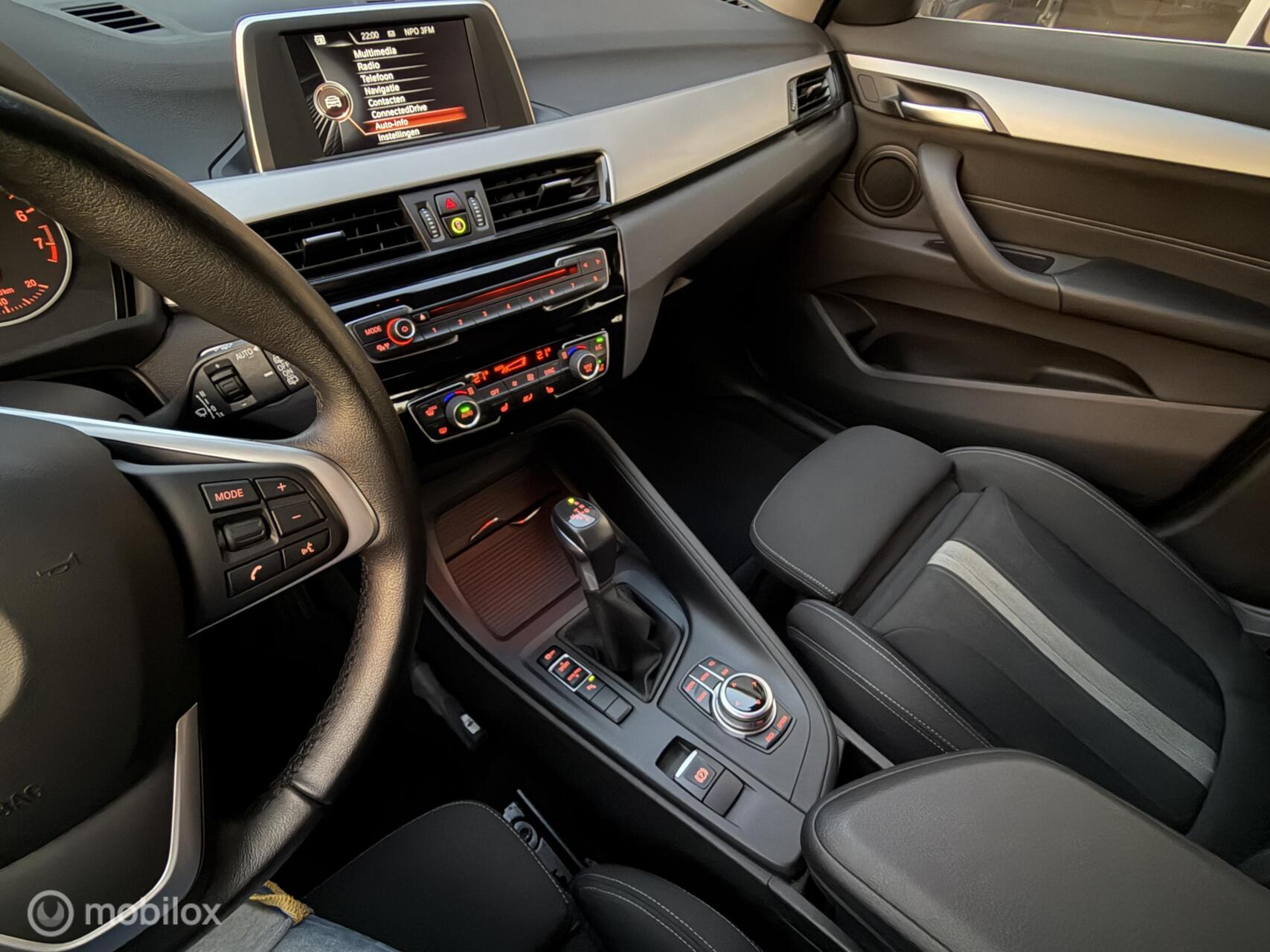 Foto van BMW X1 Sdrive20i