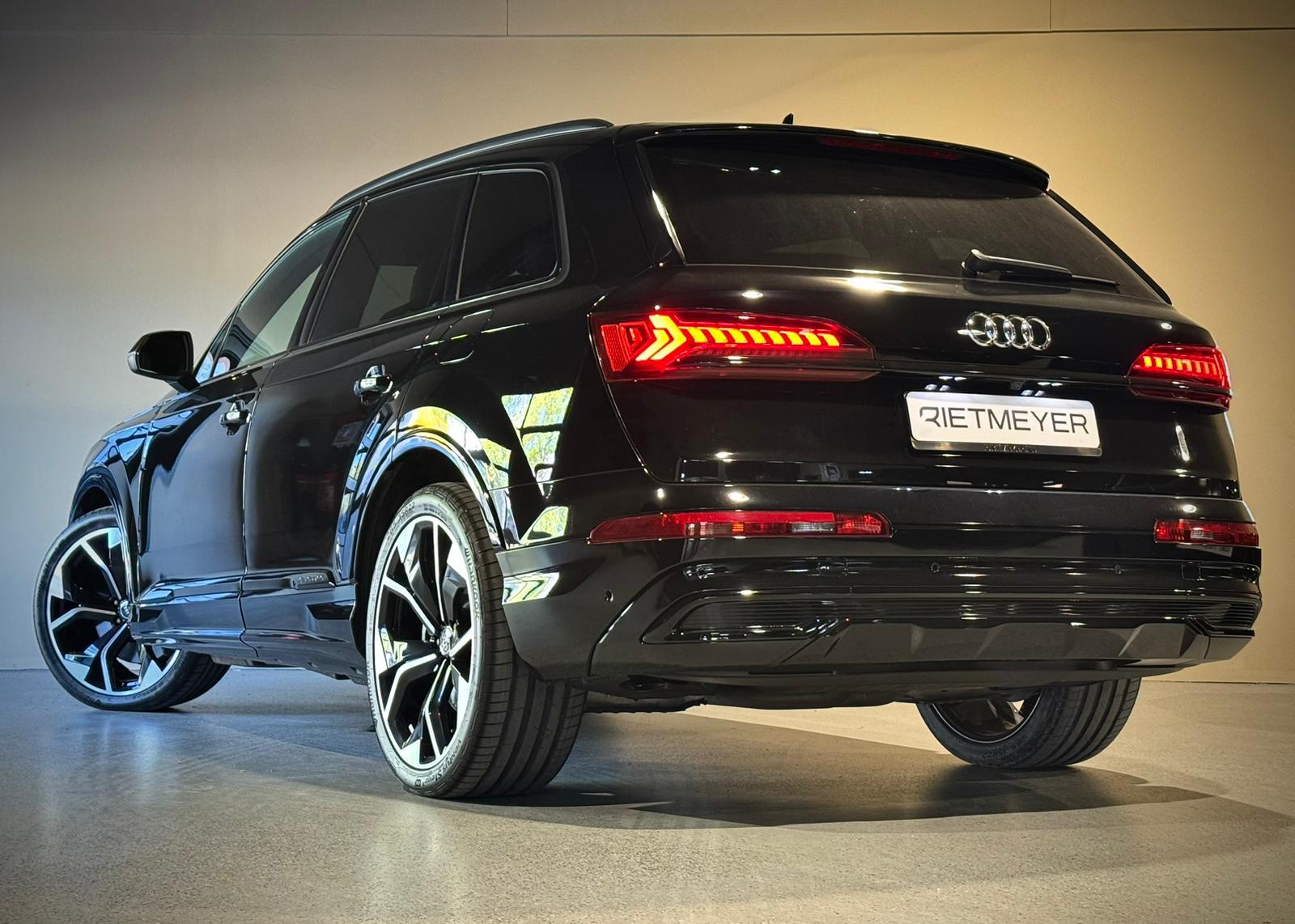 Foto van Audi Q7 55 TFSI E