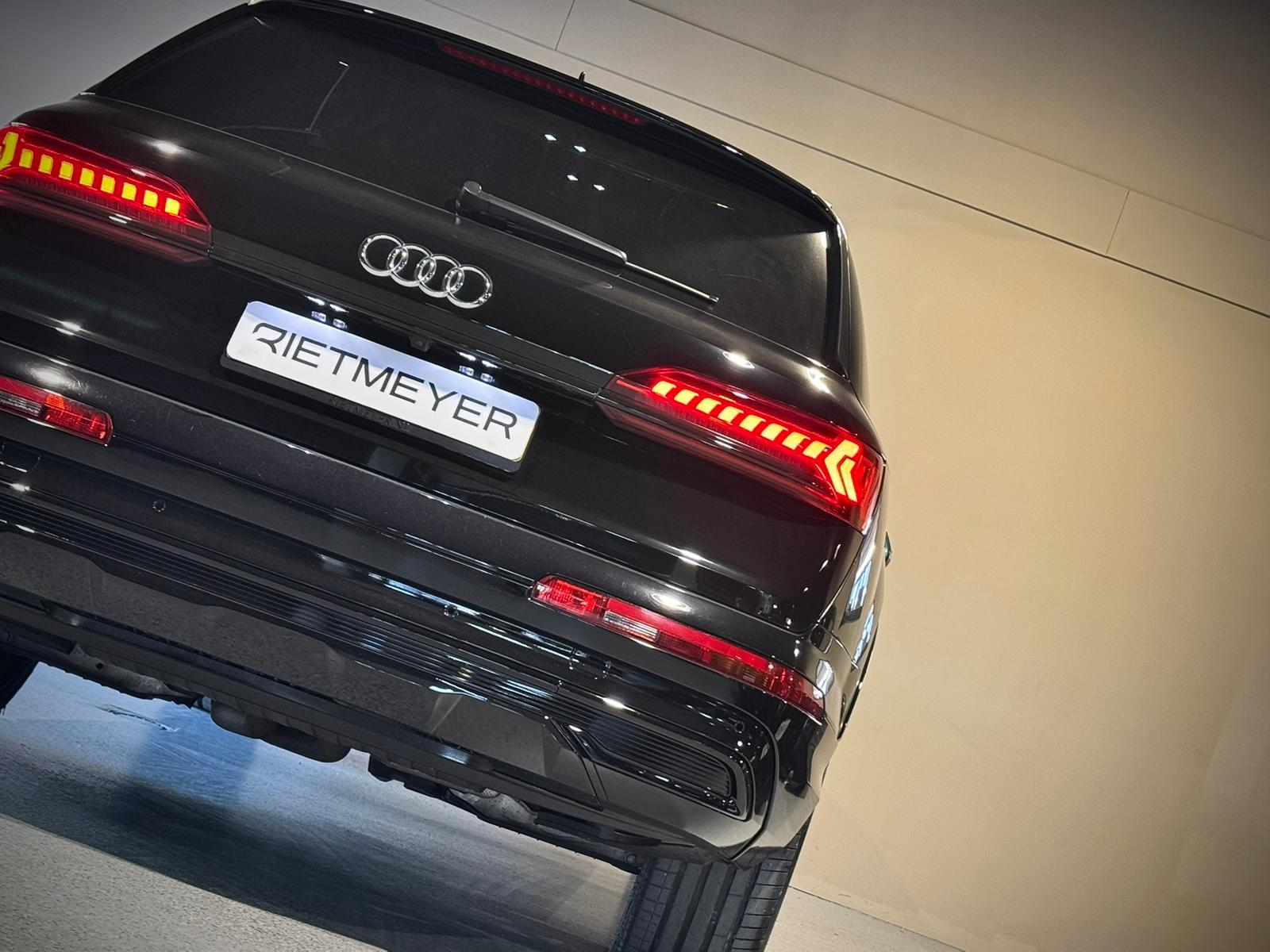 Foto van Audi Q7 55 TFSI E
