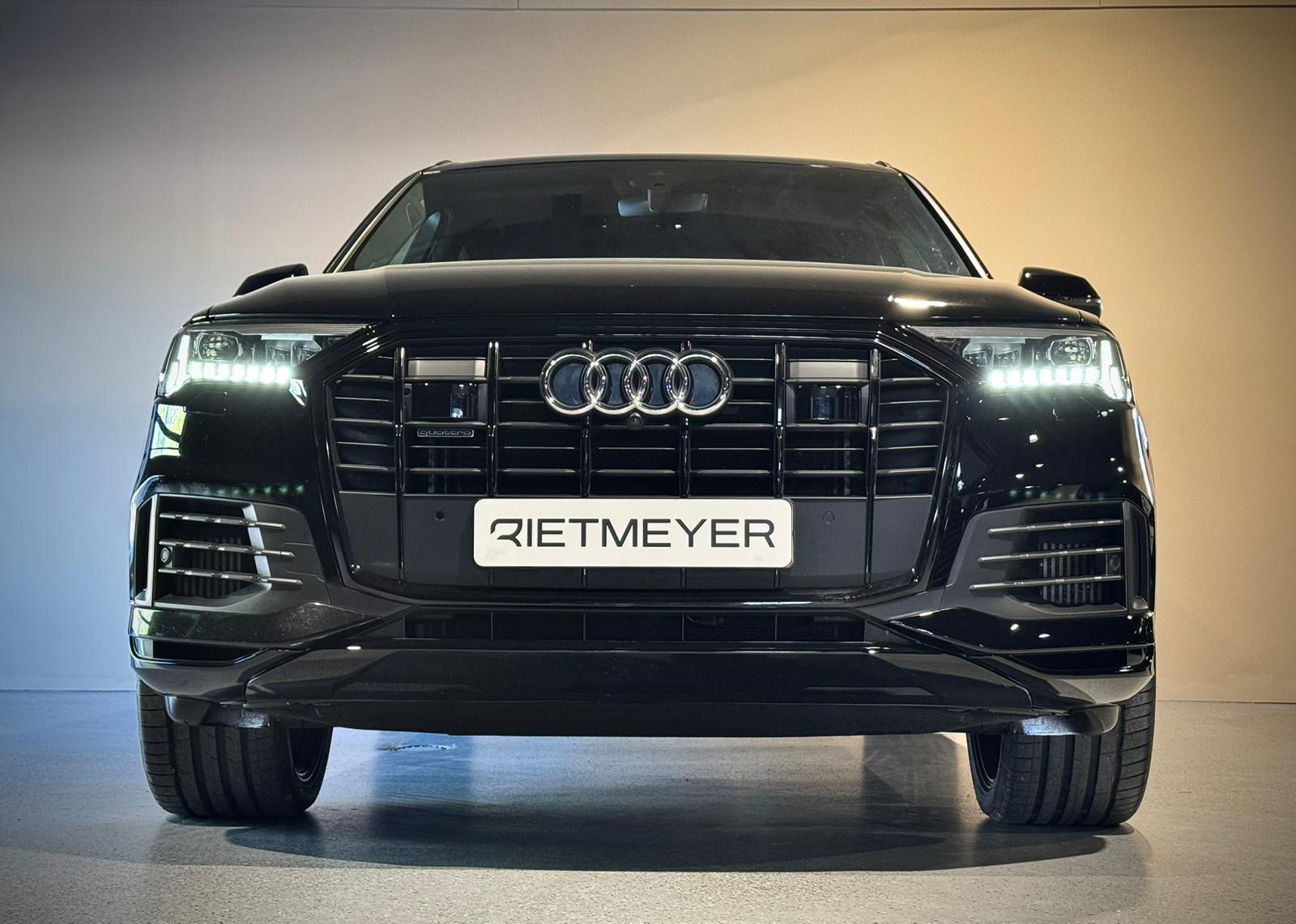 Foto van Audi Q7 55 TFSI E