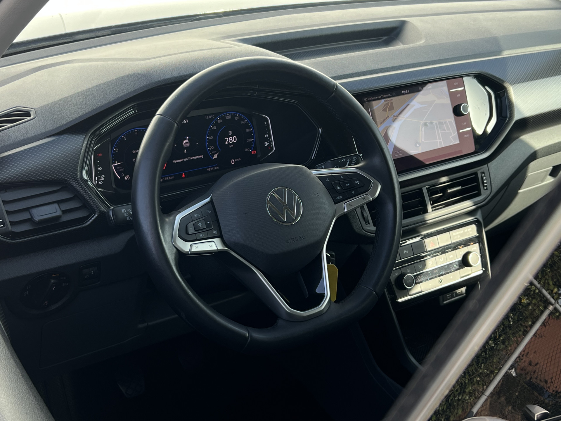 Foto van Volkswagen T-cross