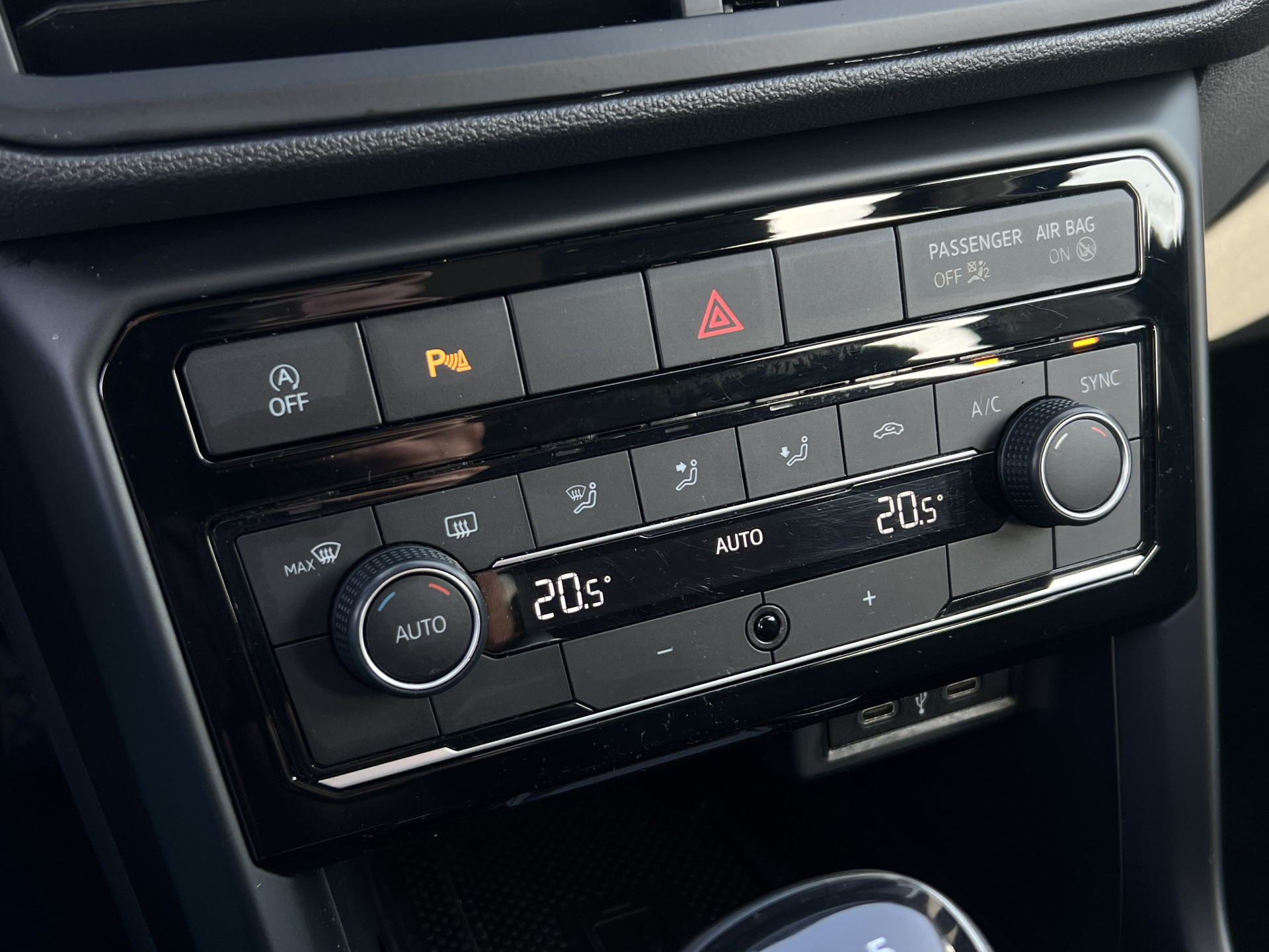 Foto van Volkswagen T-cross