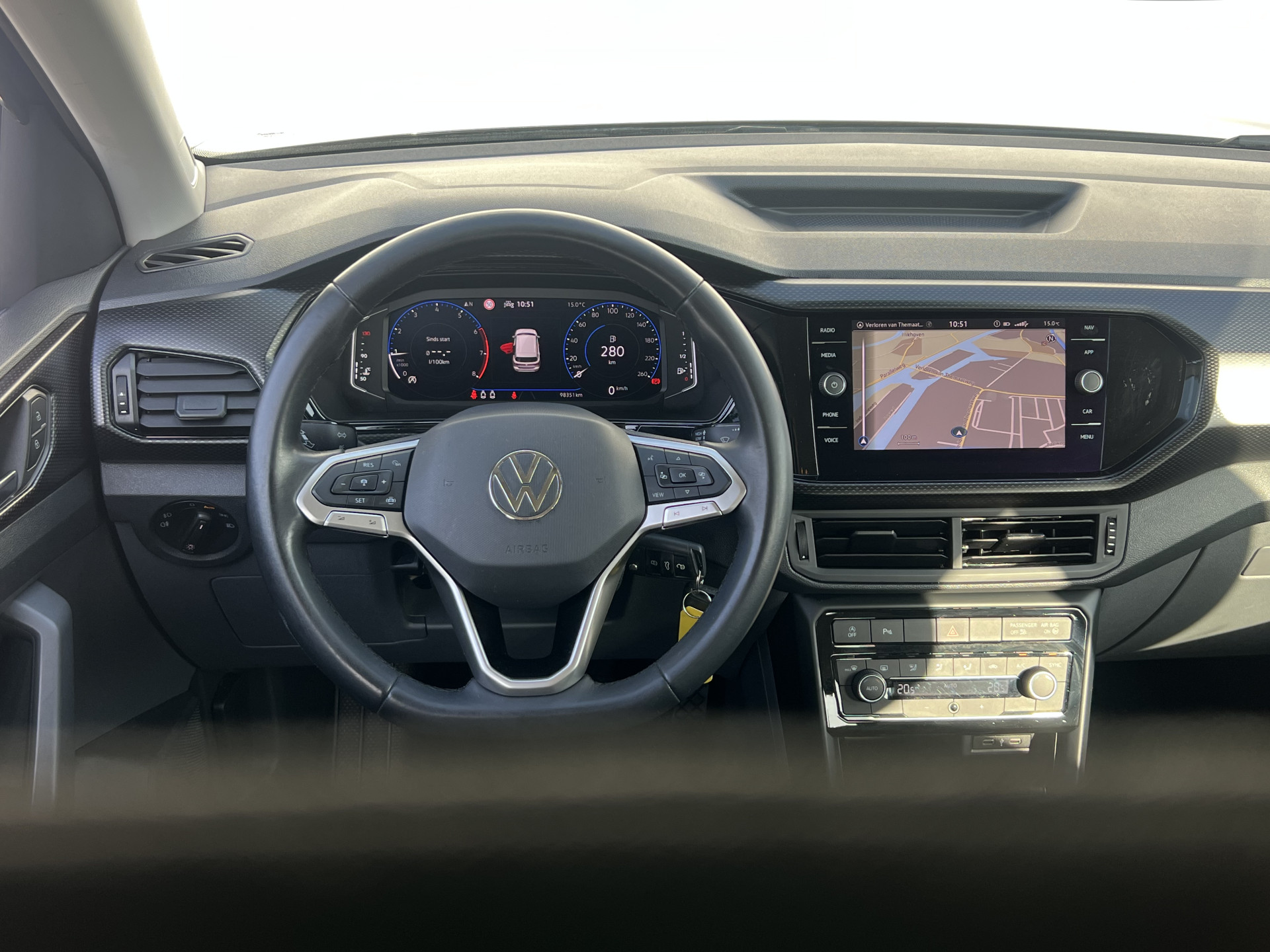 Foto van Volkswagen T-cross