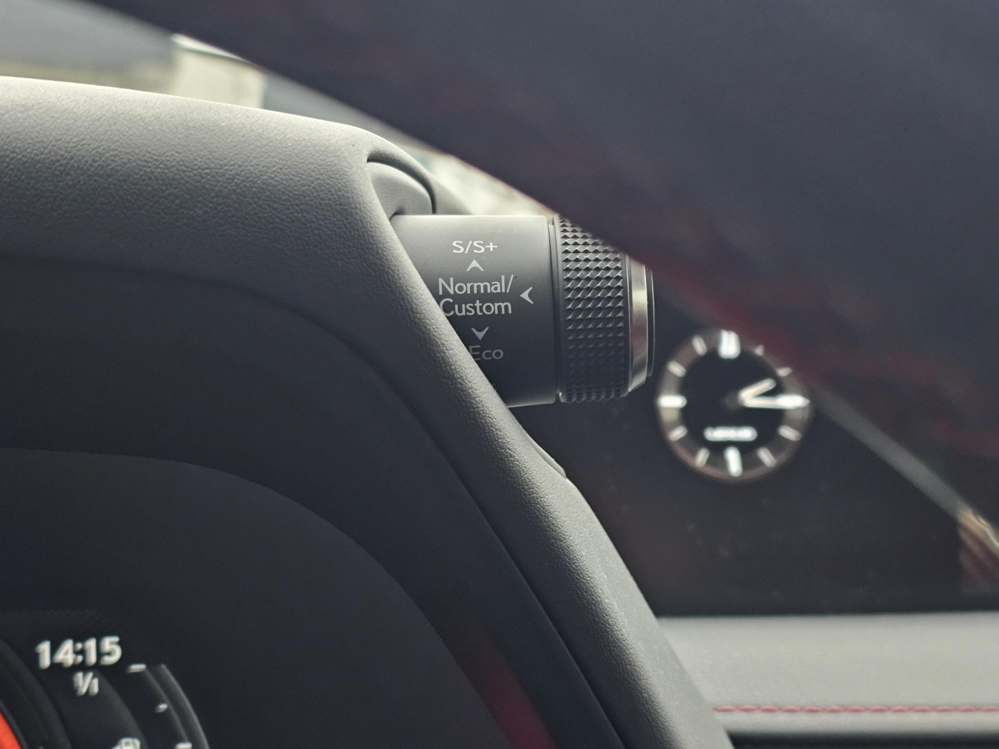 Foto van Lexus Lexus Ux250h