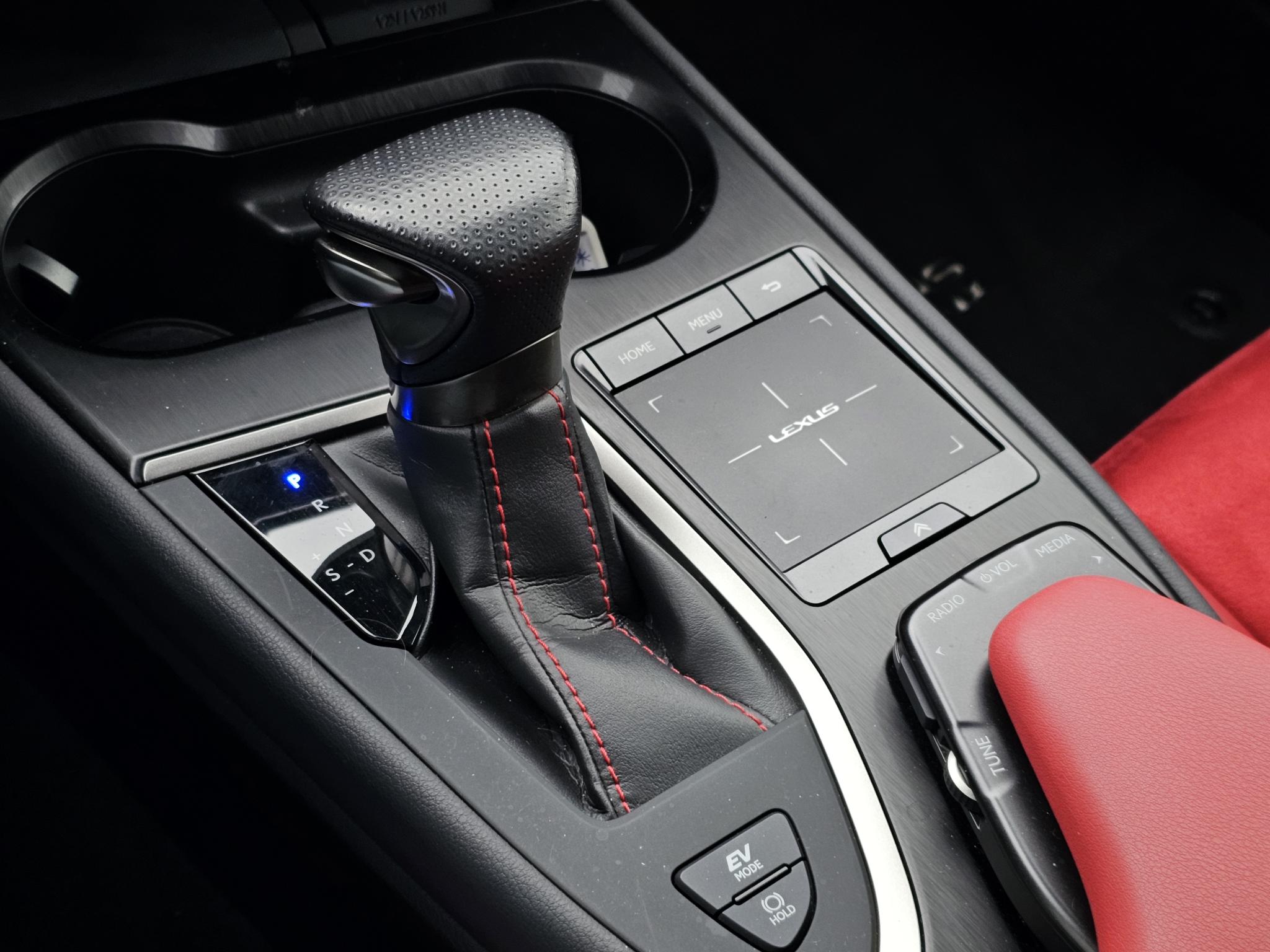 Foto van Lexus Lexus Ux250h