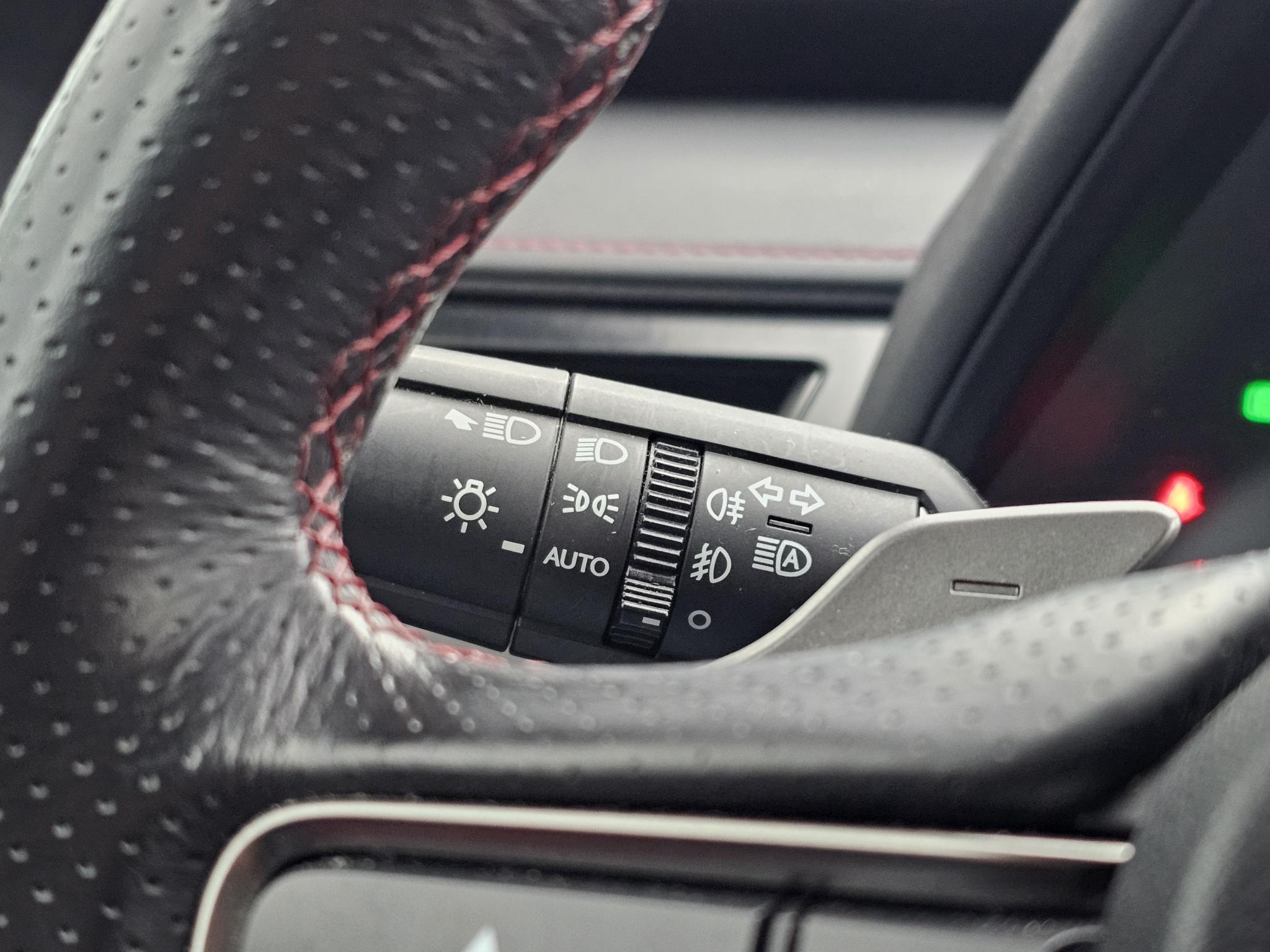 Foto van Lexus Lexus Ux250h