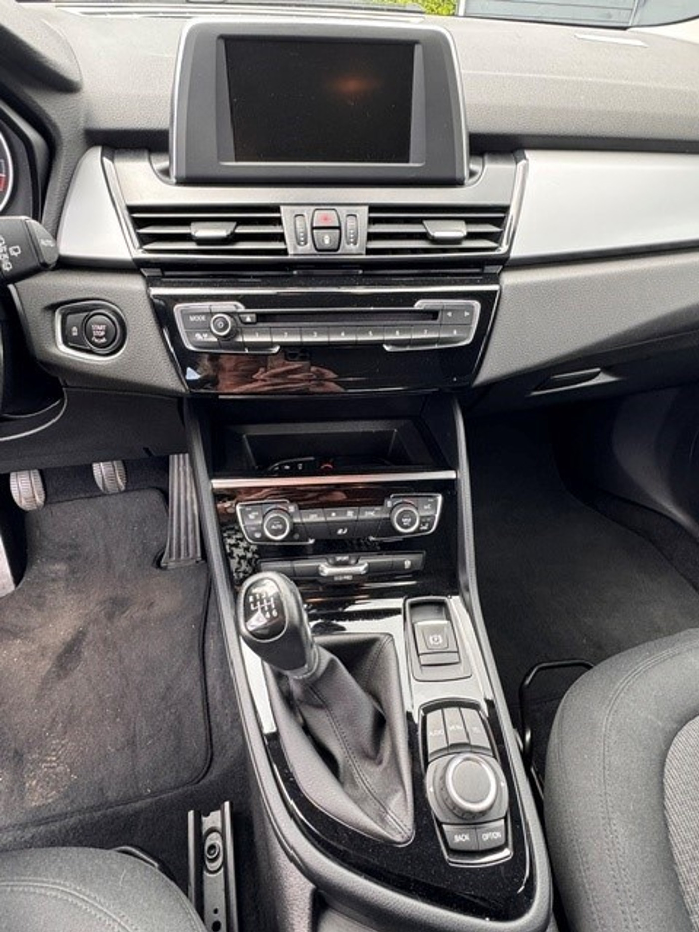 Foto van BMW 216i Active Tourer