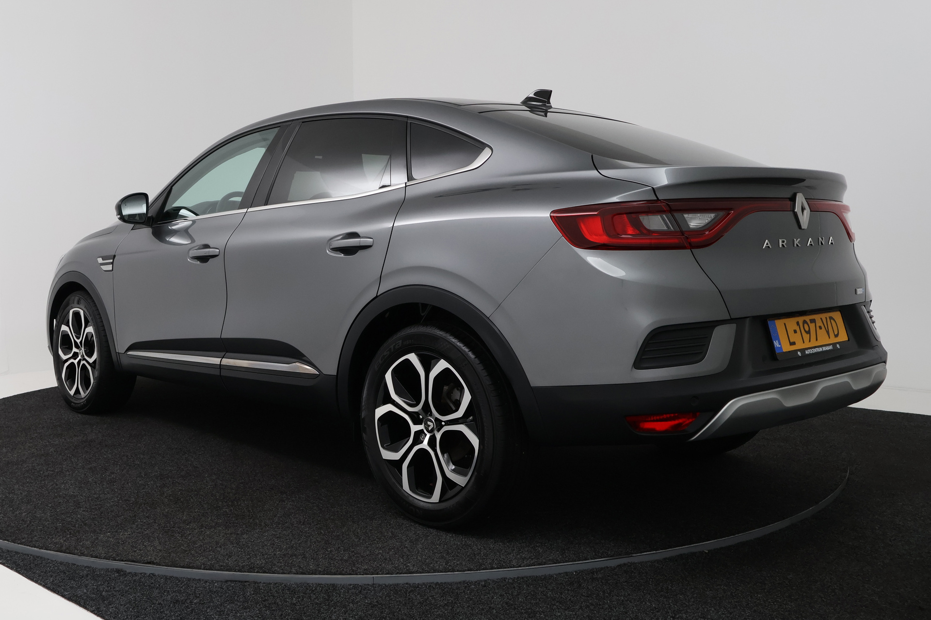 Foto van Renault Arkana E-tech / Megane Conquest E-tech (*)