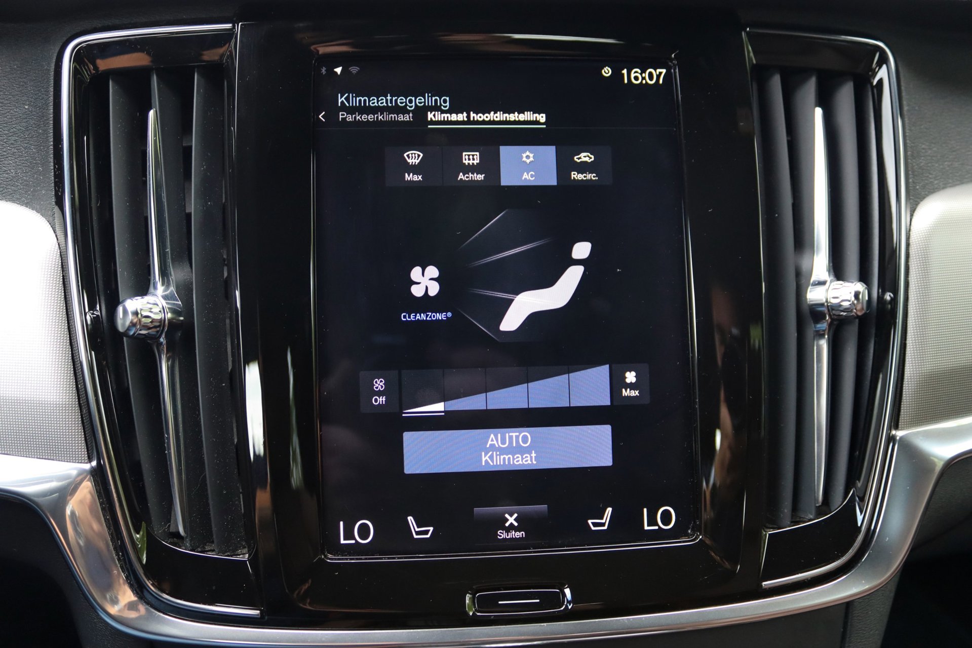 Foto van Volvo V90