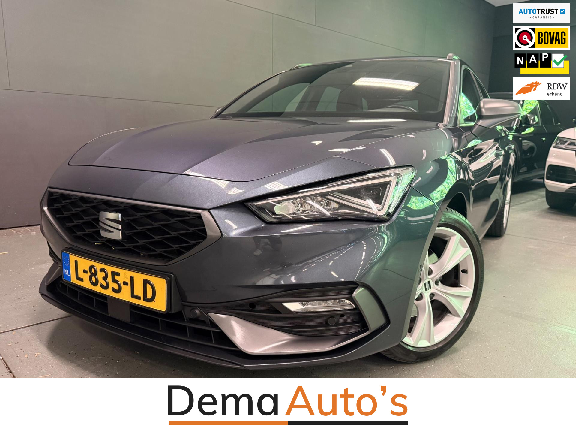 Seat Leon Sportstourer 1.5 TSI FR Launch Edition V-COCKIT/NAVI/LED/CARPLAY/ECC/PDC/CRUISE/// 2020 - voorkant