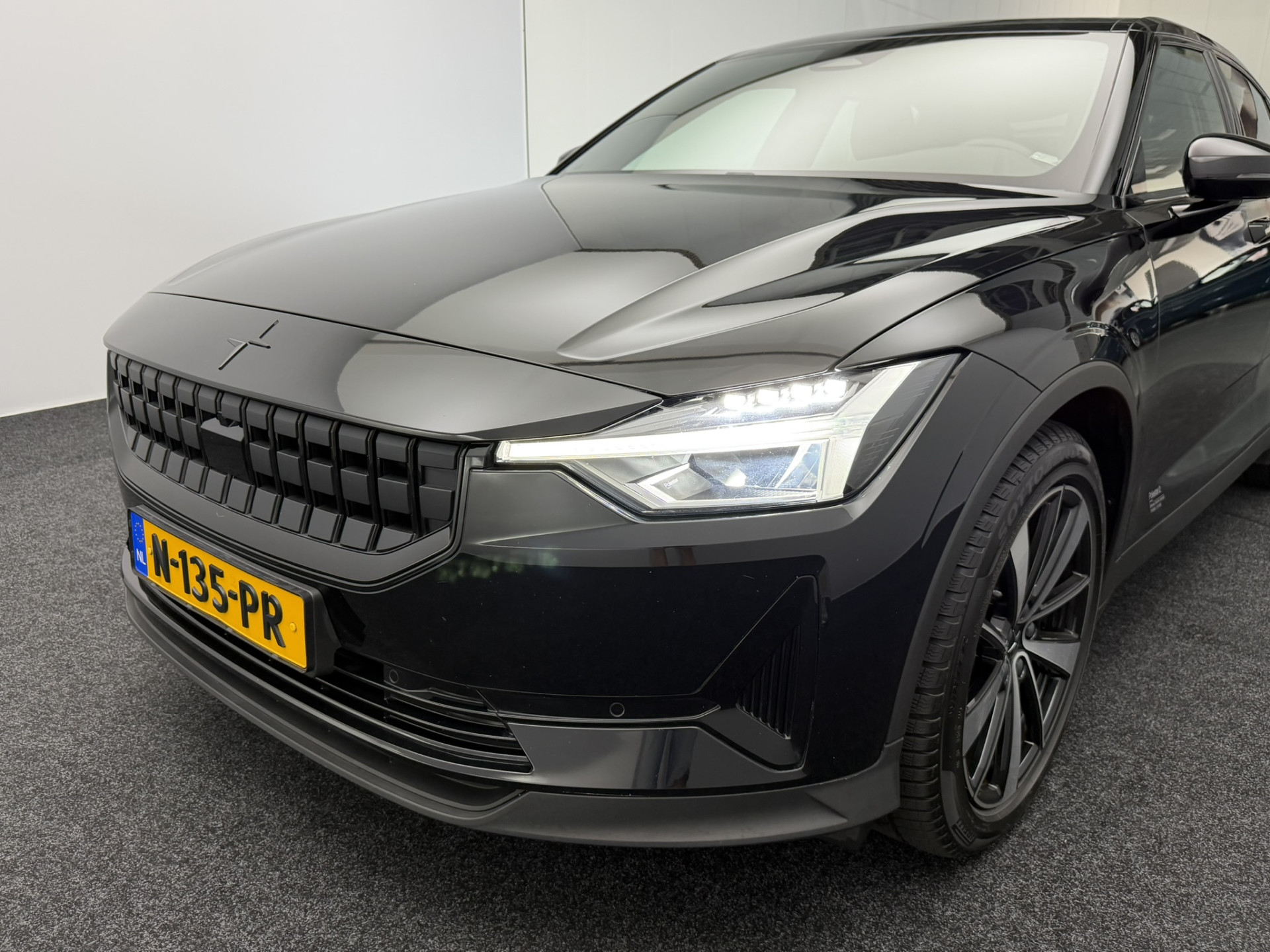 Foto van Polestar Polestar 2