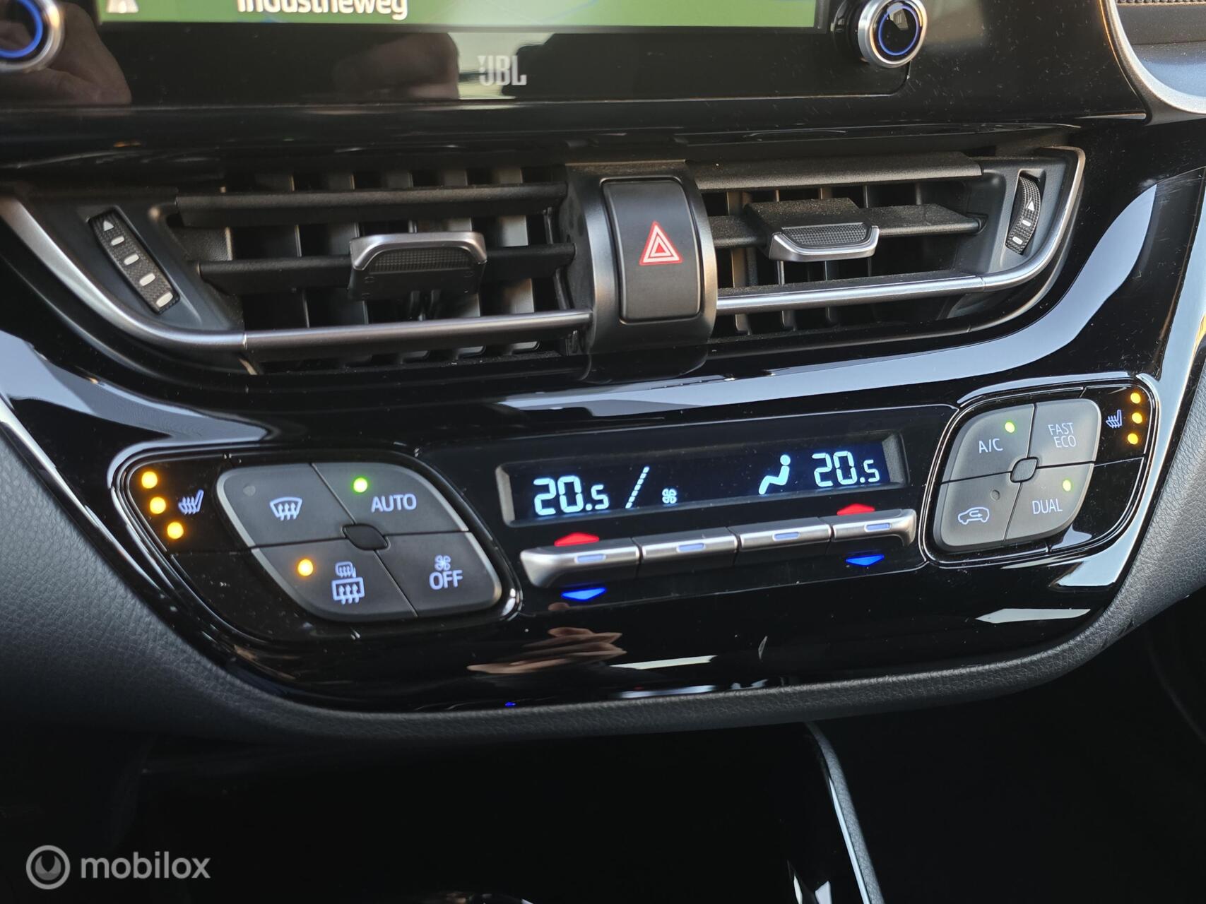 Foto van Toyota C-hr