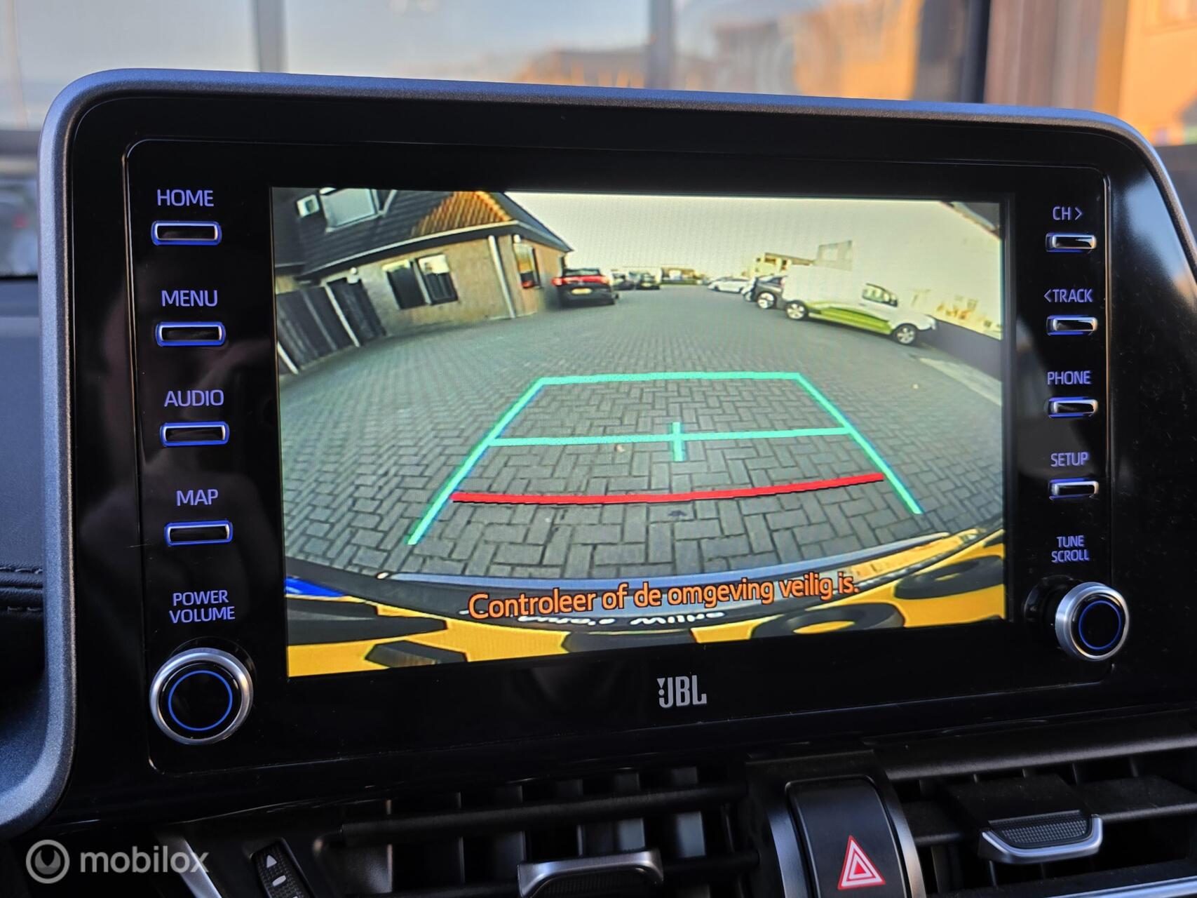 Foto van Toyota C-hr