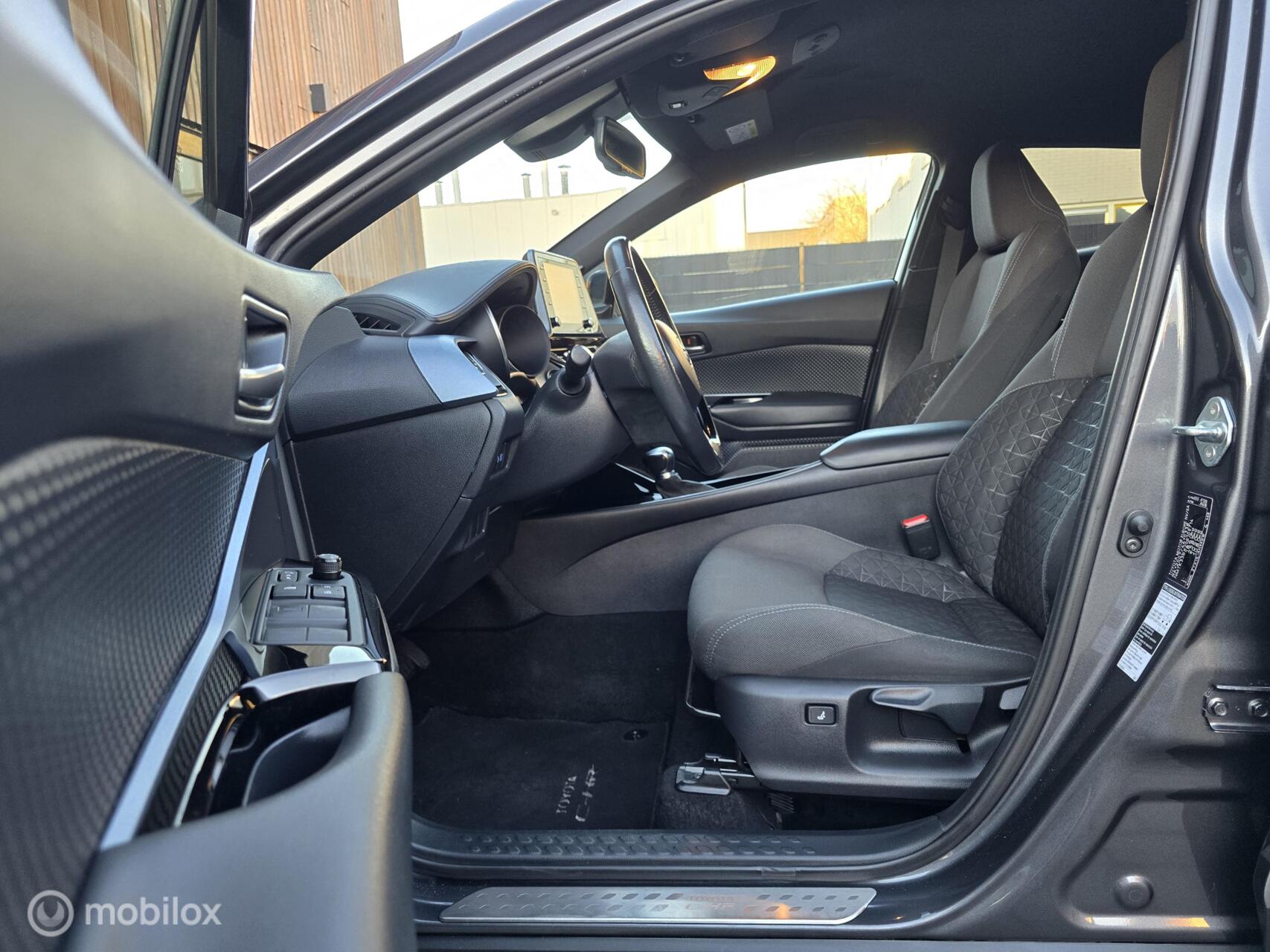 Foto van Toyota C-hr