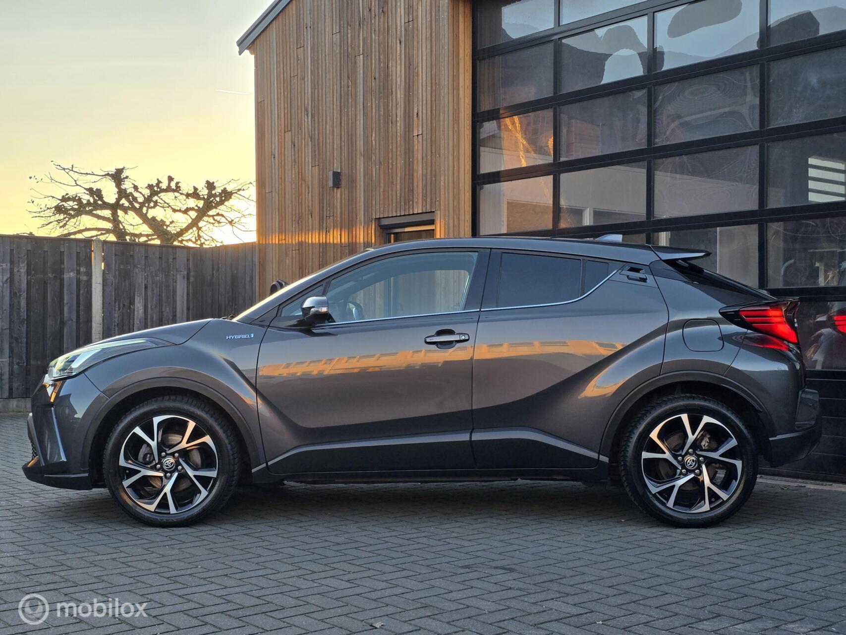 Foto van Toyota C-hr