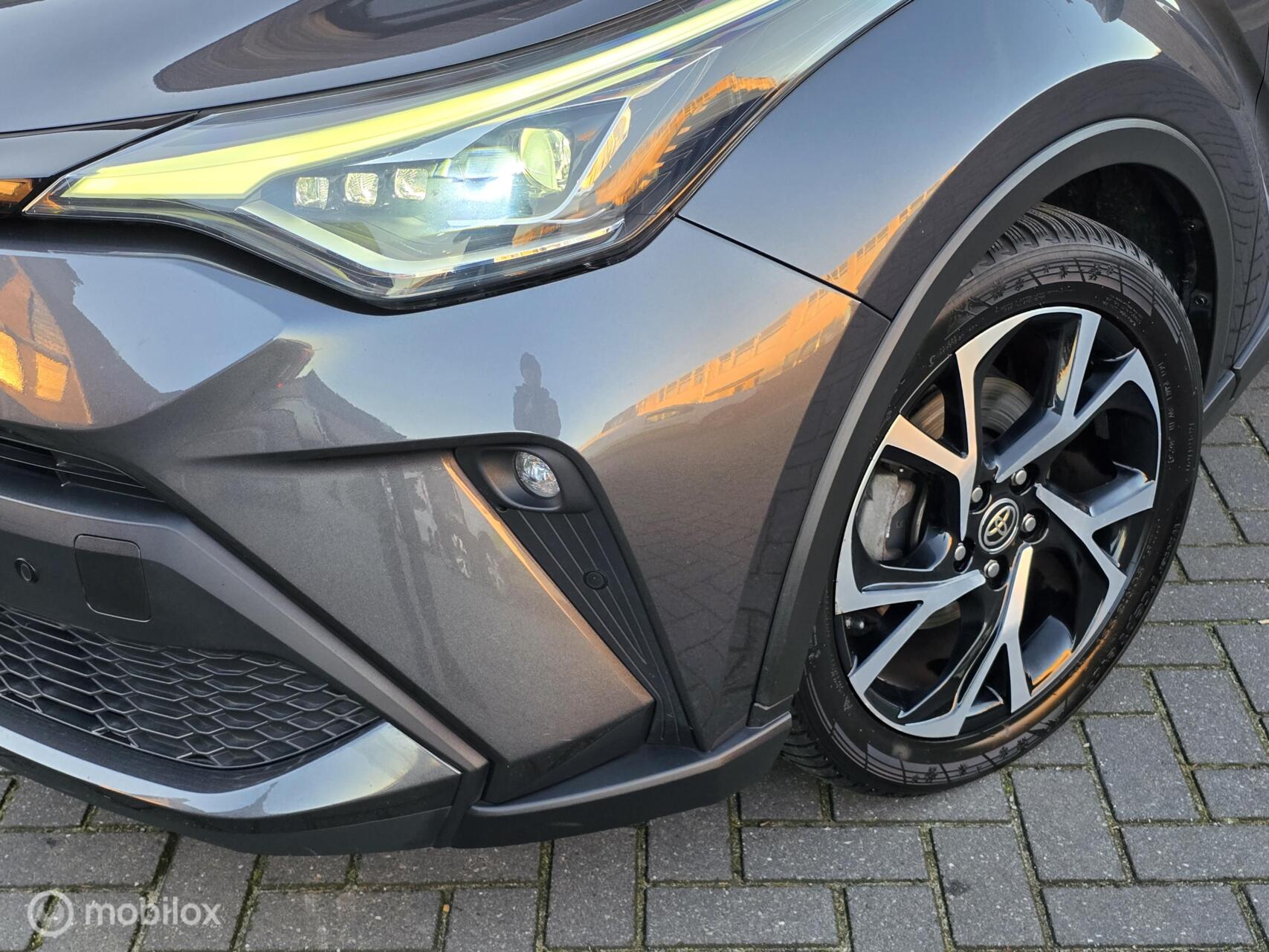 Foto van Toyota C-hr
