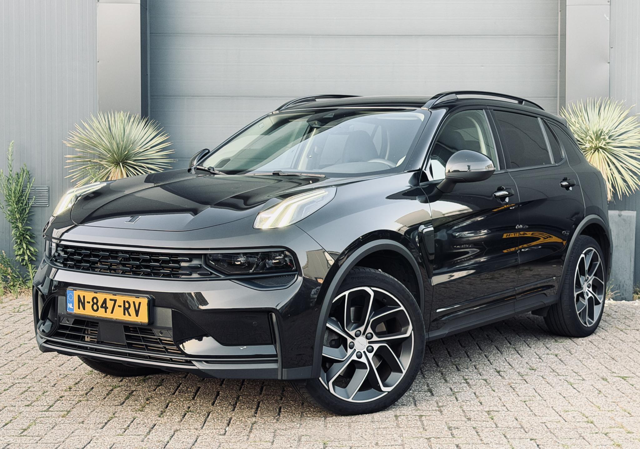 Foto van Lynk&co LYNK & Co 01