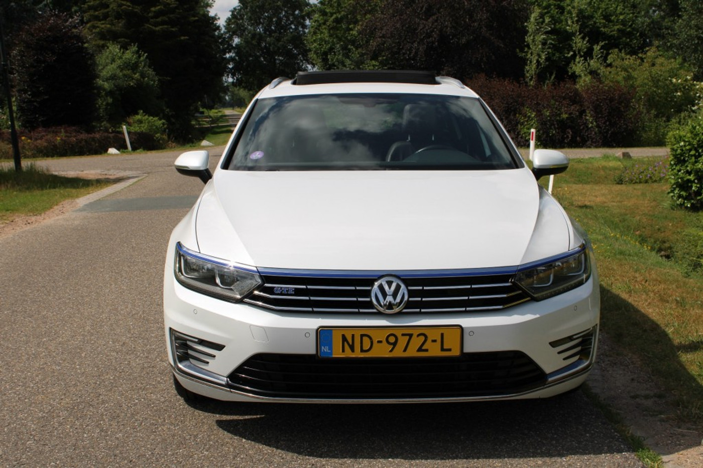 Foto van Volkswagen Passat
