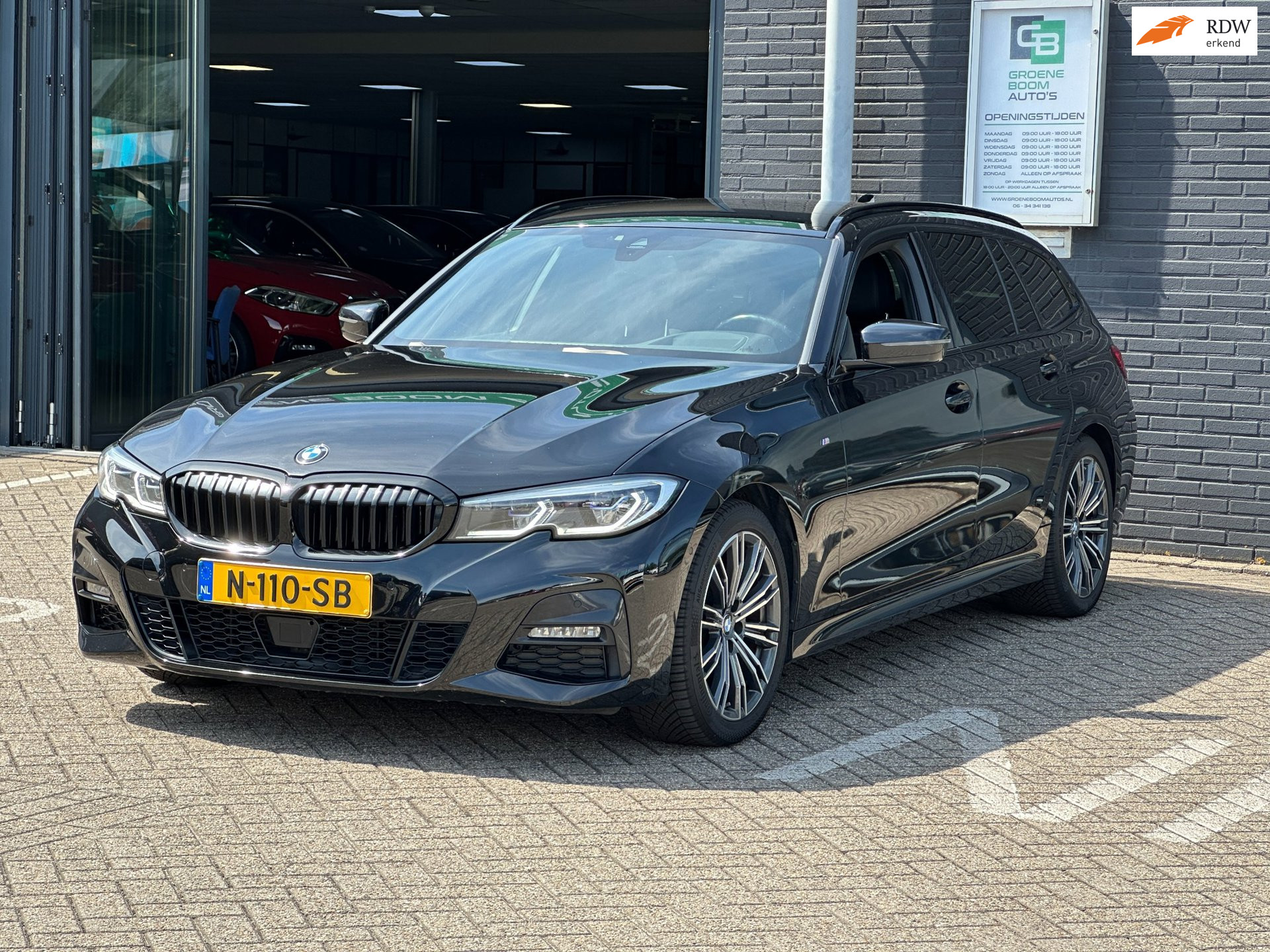 BMW 318i 318i High Executive Edition/M-PAKKET/CARPLAY/CAMERA/NETTE STAAT!! 2020 - voorkant