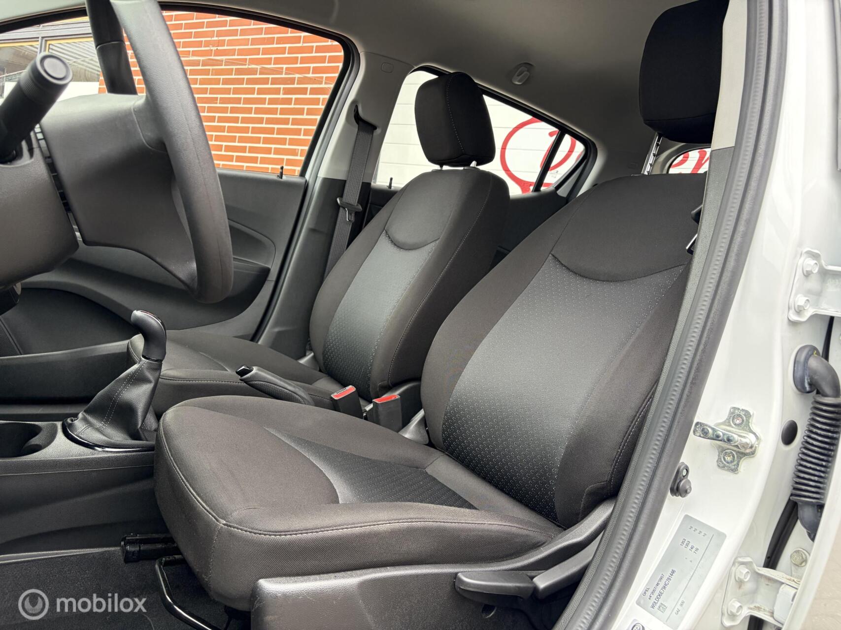 Foto van Opel Karl / Viva