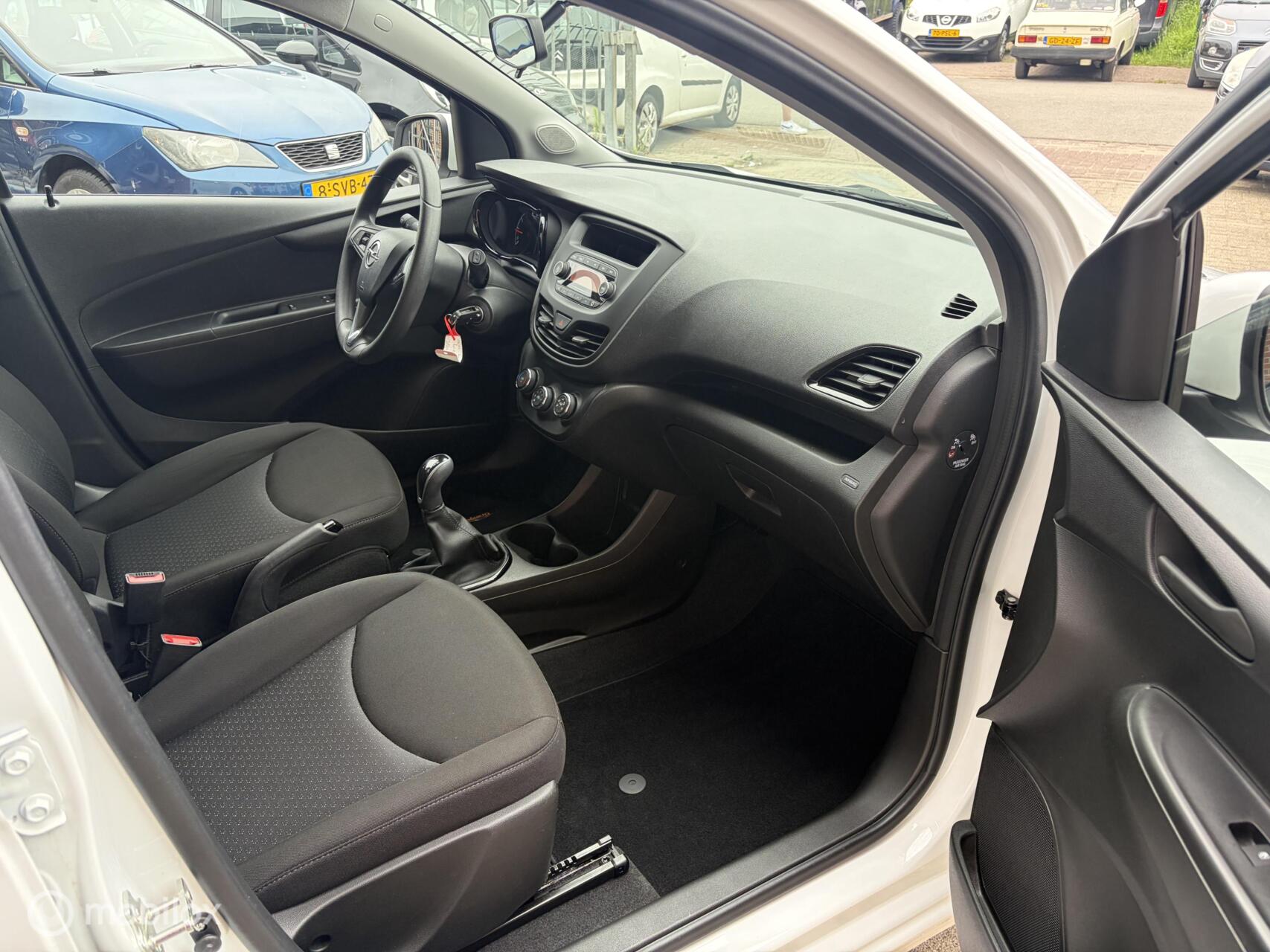 Foto van Opel Karl / Viva
